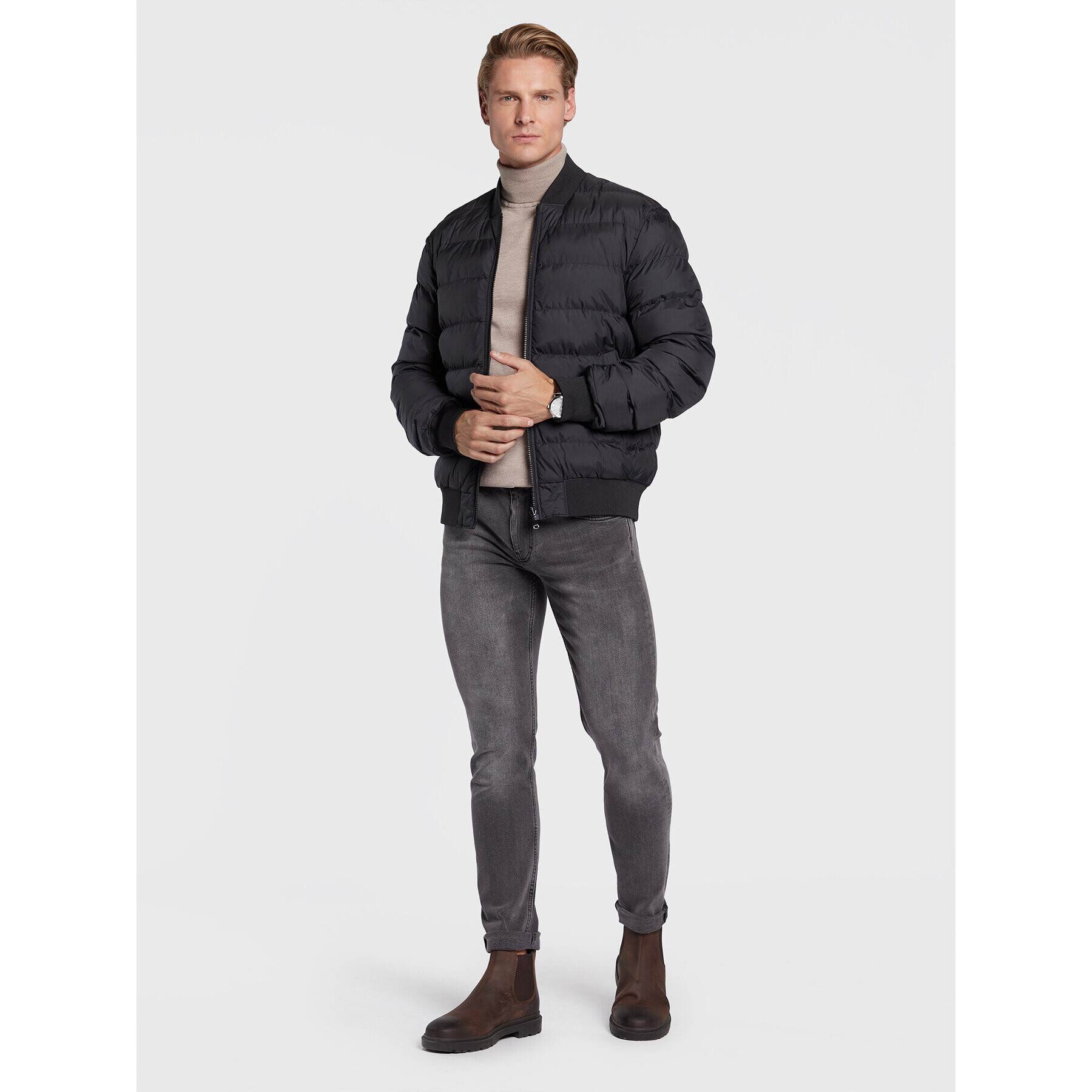 J.Lindeberg Яке бомбър Dwayne FMOW06391 Черен Regular Fit - Pepit.bg