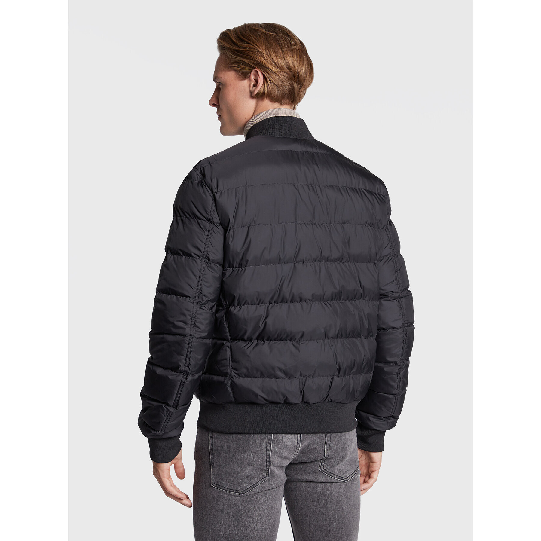 J.Lindeberg Яке бомбър Dwayne FMOW06391 Черен Regular Fit - Pepit.bg