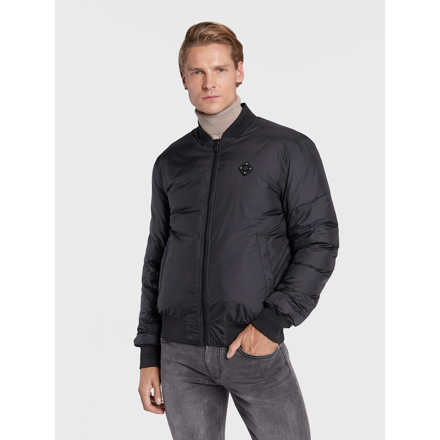 J.Lindeberg Яке бомбър Dwayne FMOW06391 Черен Regular Fit - Pepit.bg