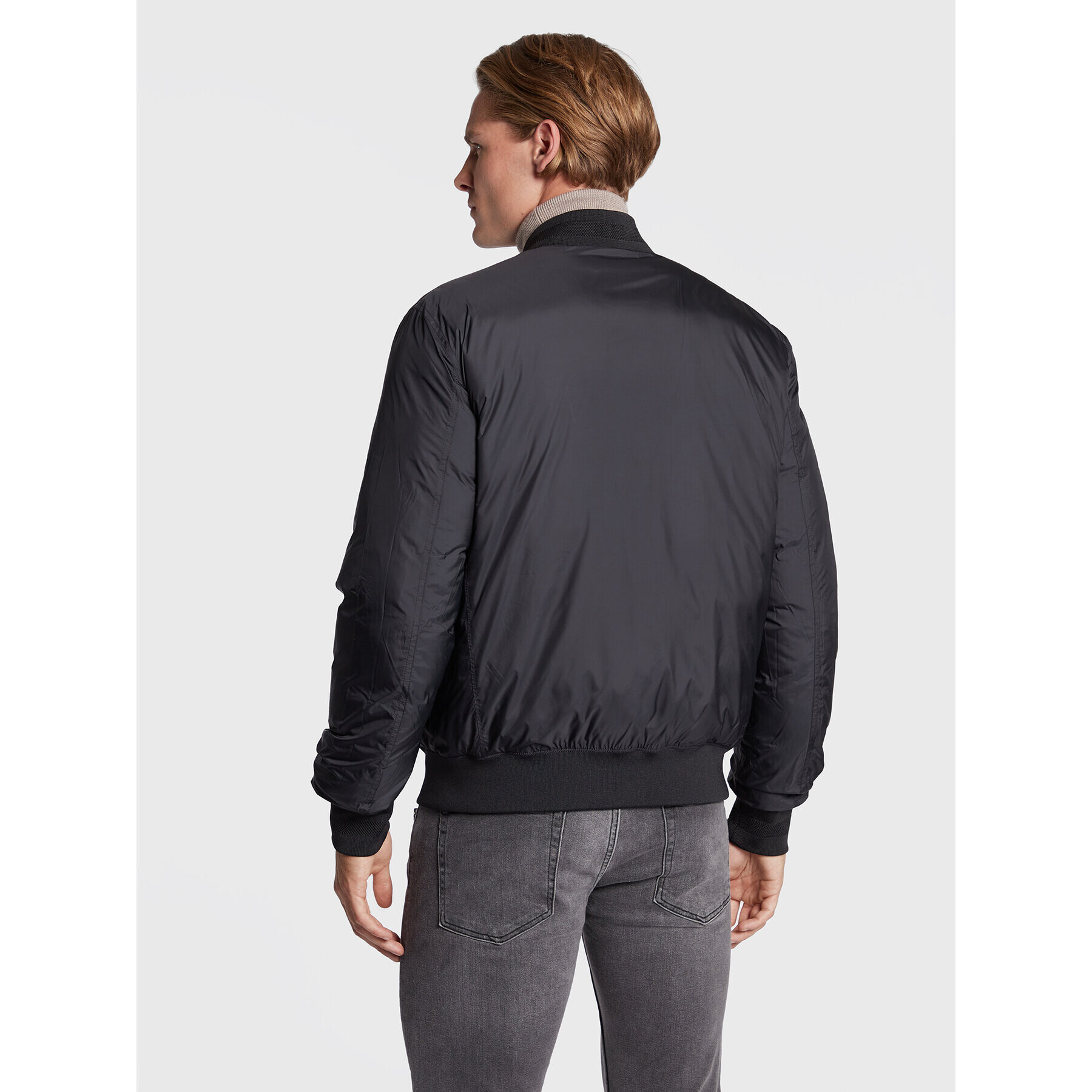 J.Lindeberg Яке бомбър Dwayne FMOW06391 Черен Regular Fit - Pepit.bg