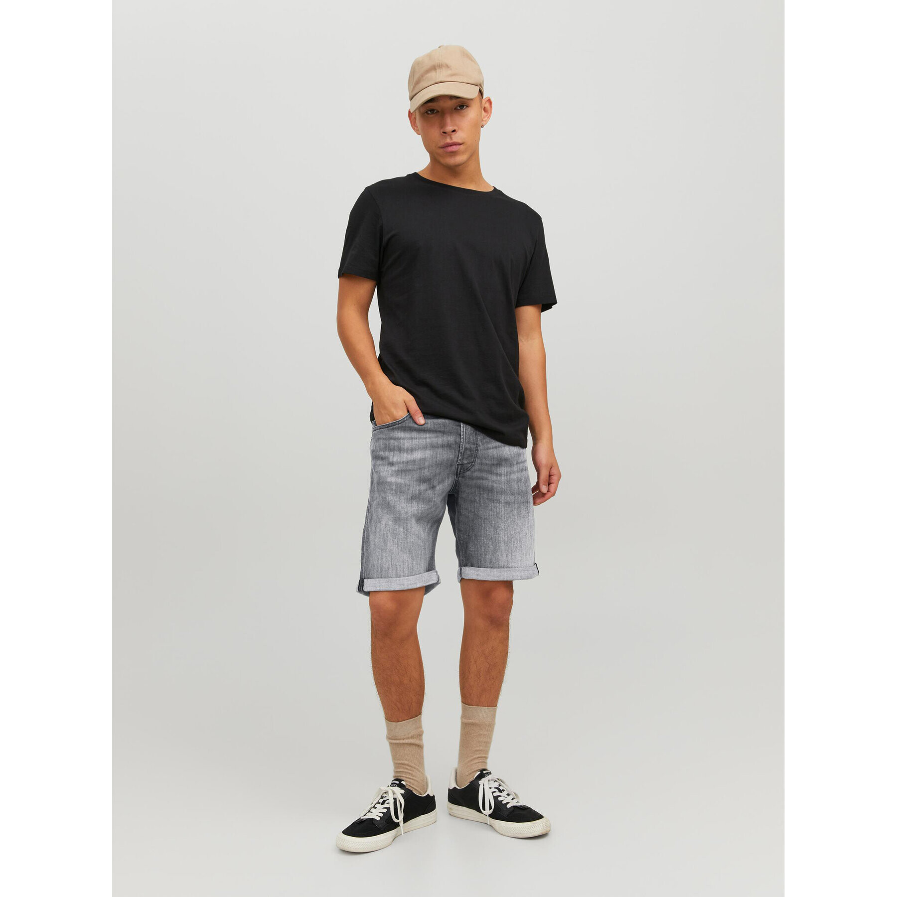 Jack&Jones Дънкови шорти Chris 12236193 Сив Relaxed Fit - Pepit.bg