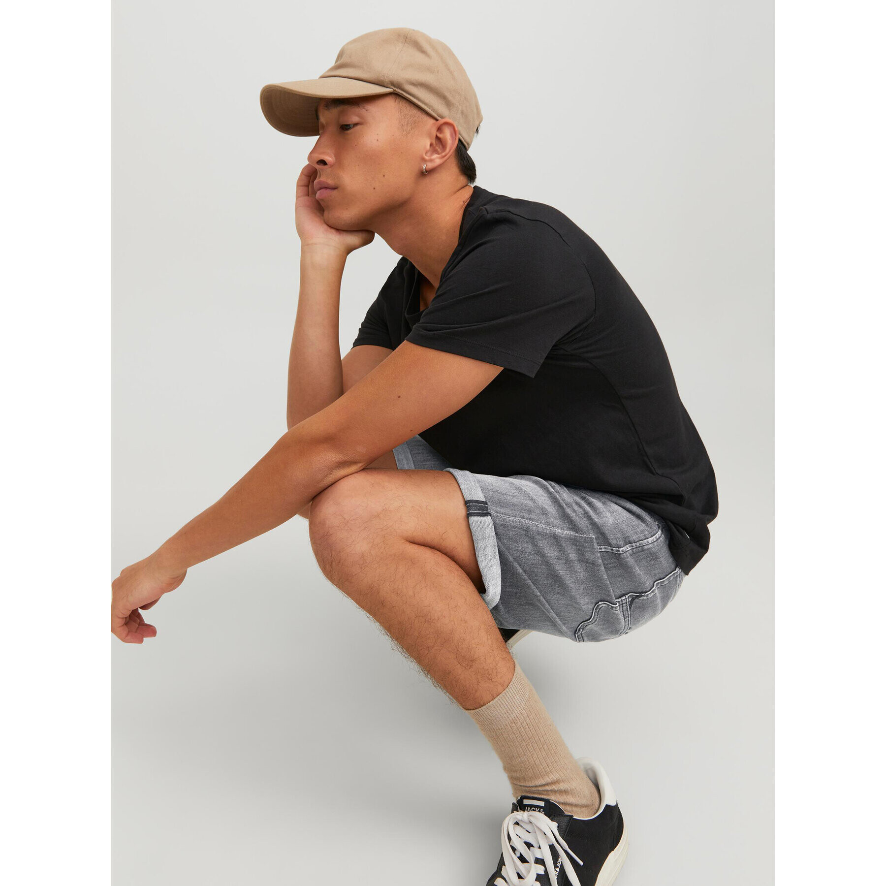 Jack&Jones Дънкови шорти Chris 12236193 Сив Relaxed Fit - Pepit.bg