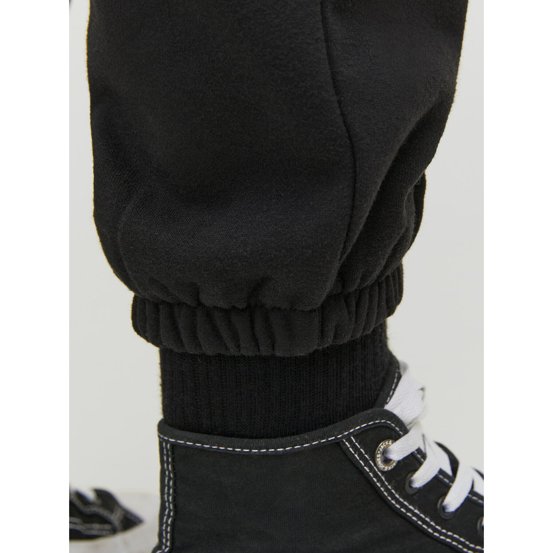 Jack&Jones Долнище анцуг Kane 12236479 Черен Loose Fit - Pepit.bg