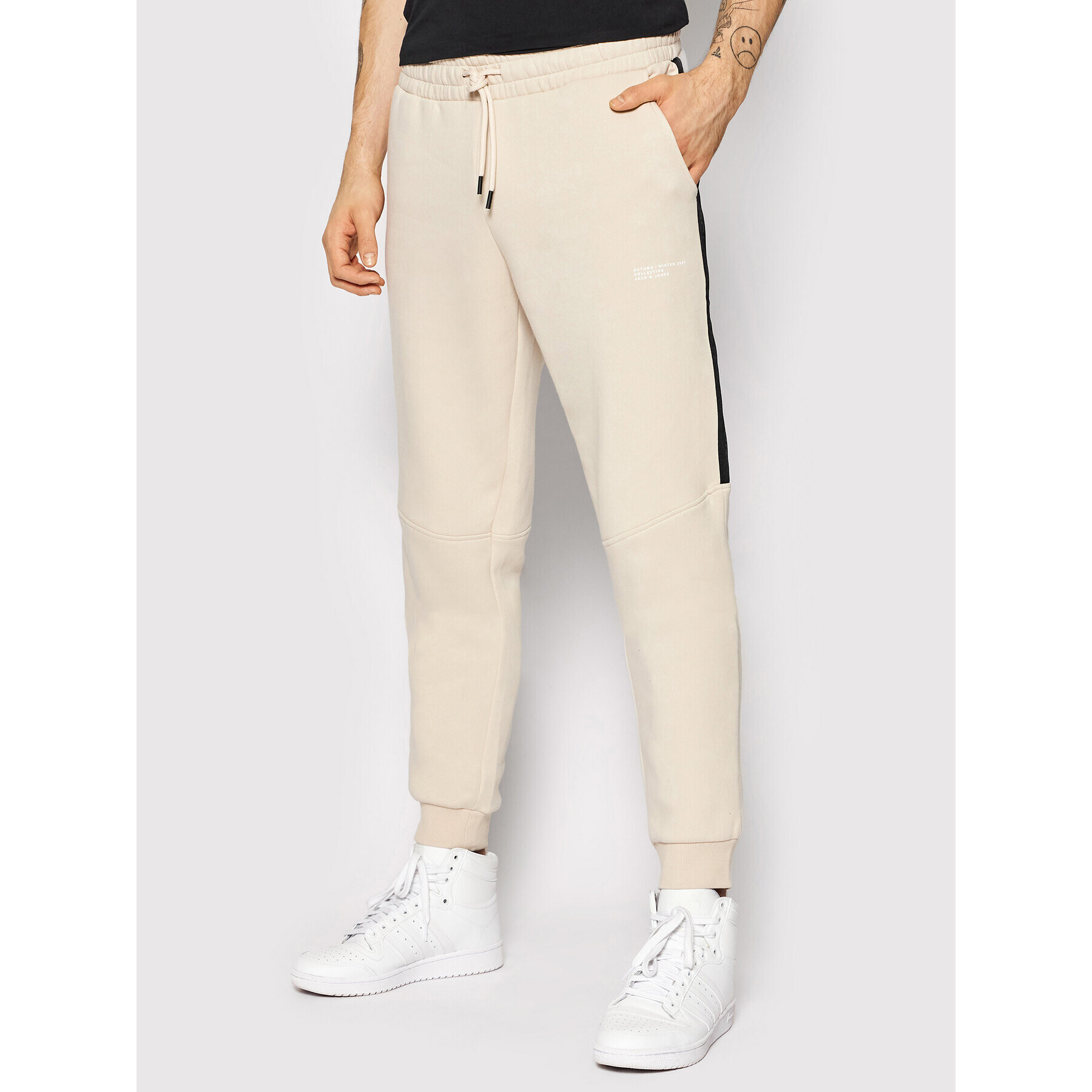 Jack&Jones Долнище анцуг Gordon 12198565 Бежов Regular Fit - Pepit.bg