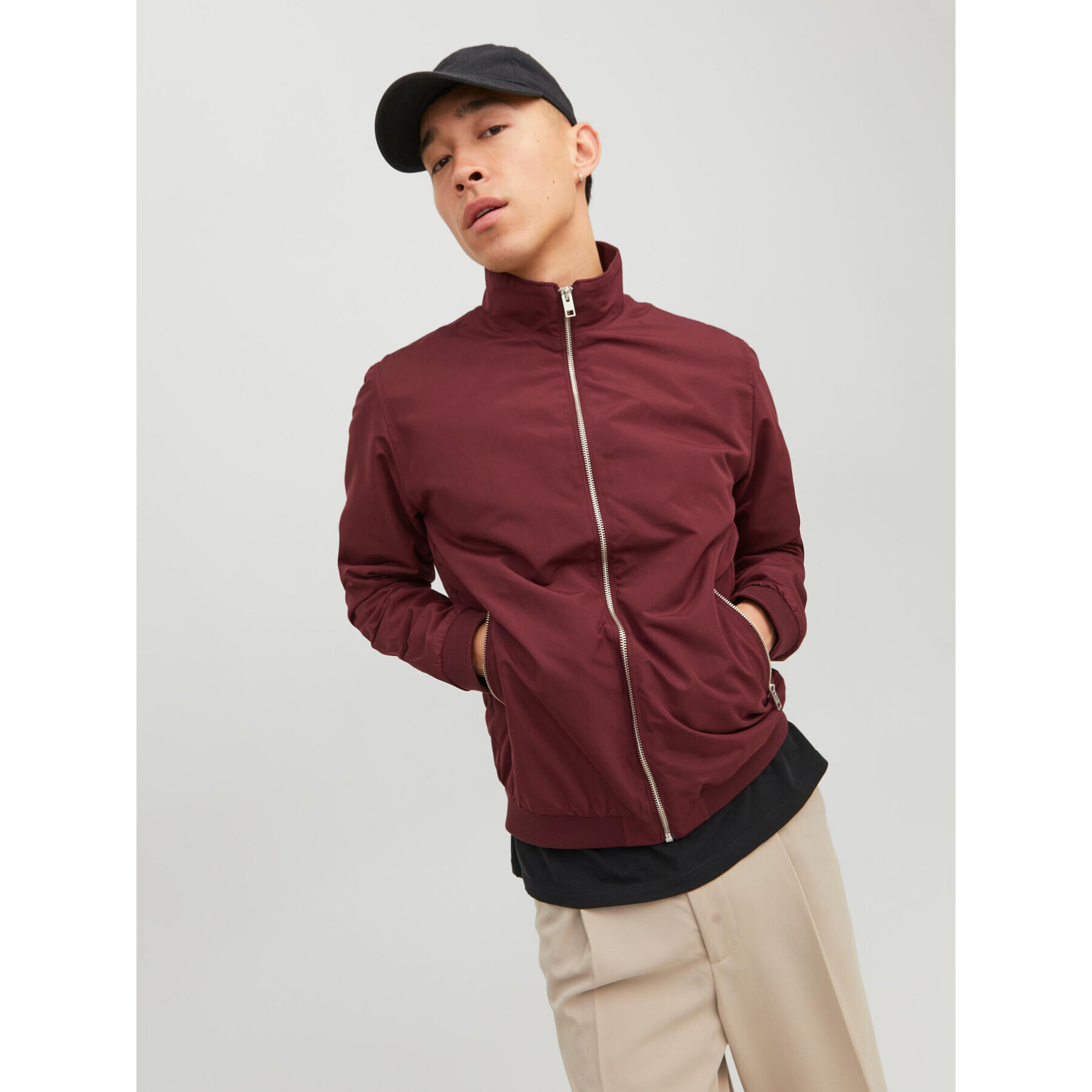 Jack&Jones Яке бомбър 12204277 Бордо Regular Fit - Pepit.bg