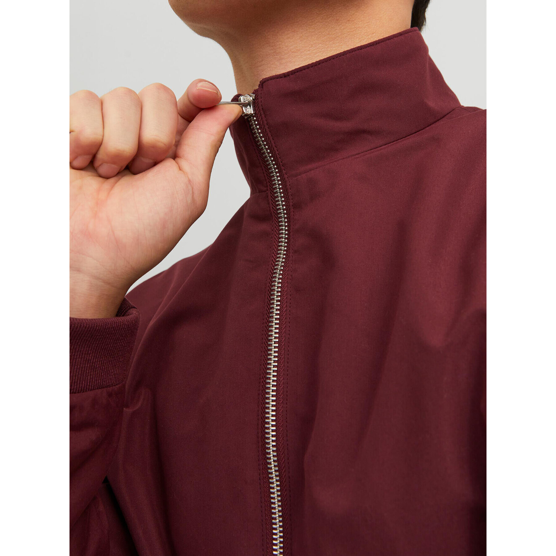 Jack&Jones Яке бомбър 12204277 Бордо Regular Fit - Pepit.bg