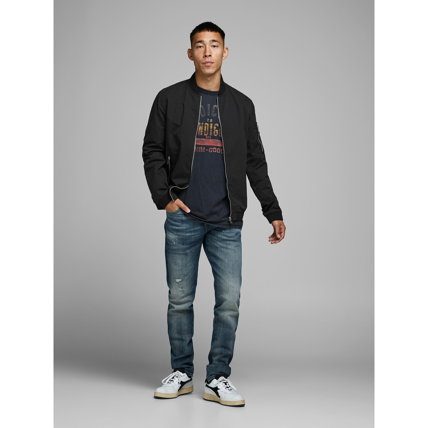 Jack&Jones Яке бомбър Rush 12165203 Черен Regular Fit - Pepit.bg