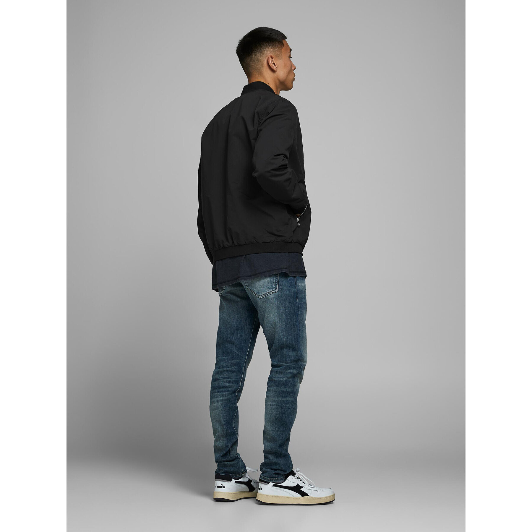 Jack&Jones Яке бомбър Rush 12165203 Черен Regular Fit - Pepit.bg