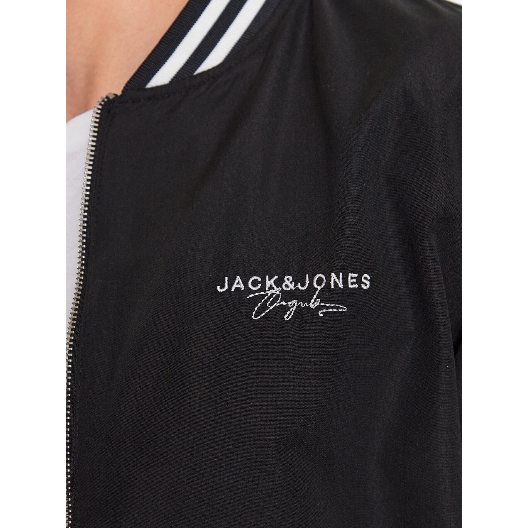 Jack&Jones Яке бомбър Splash 12234723 Черен Regular Fit - Pepit.bg