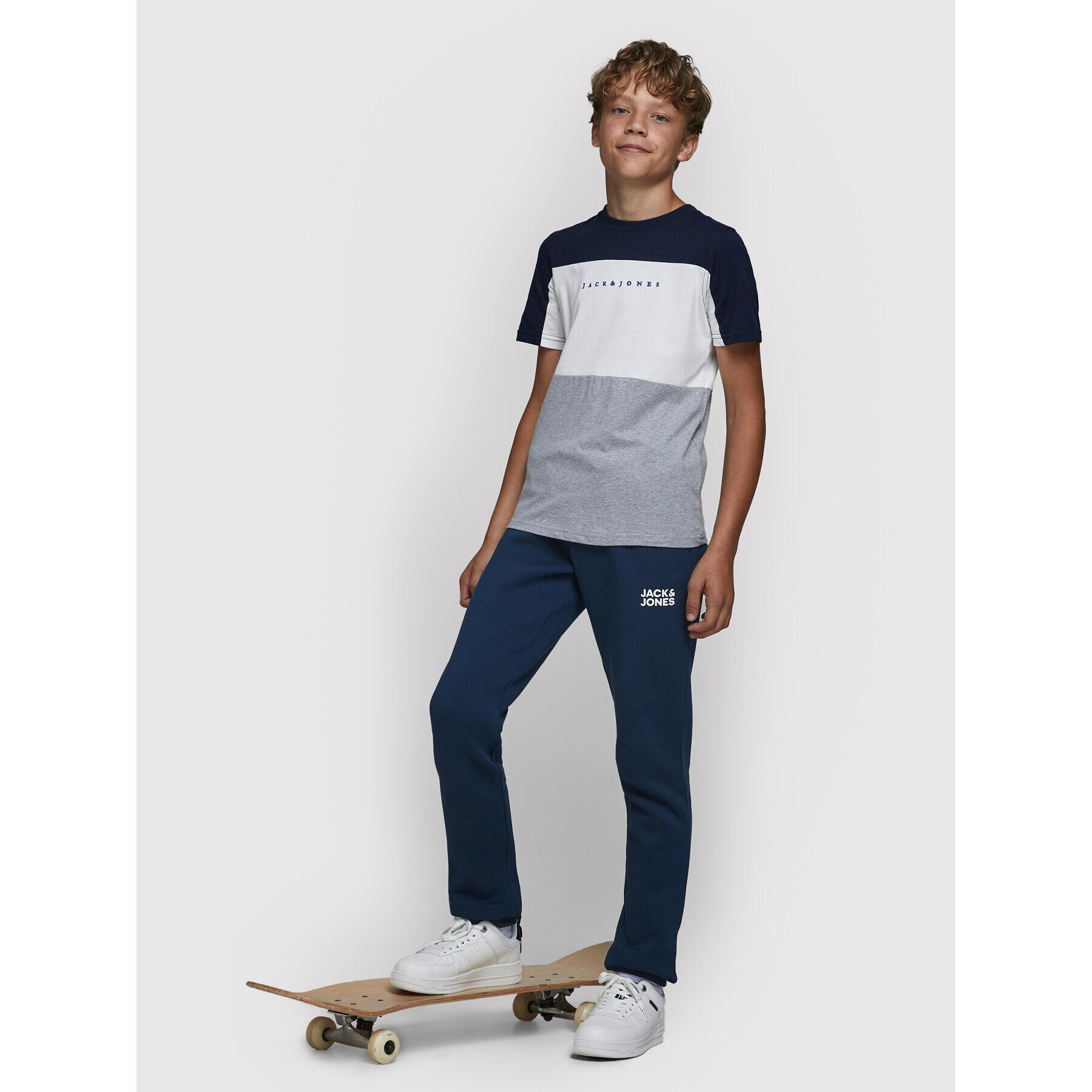 Jack&Jones Junior Долнище анцуг Gordon 12179798 Тъмносин Regular Fit - Pepit.bg