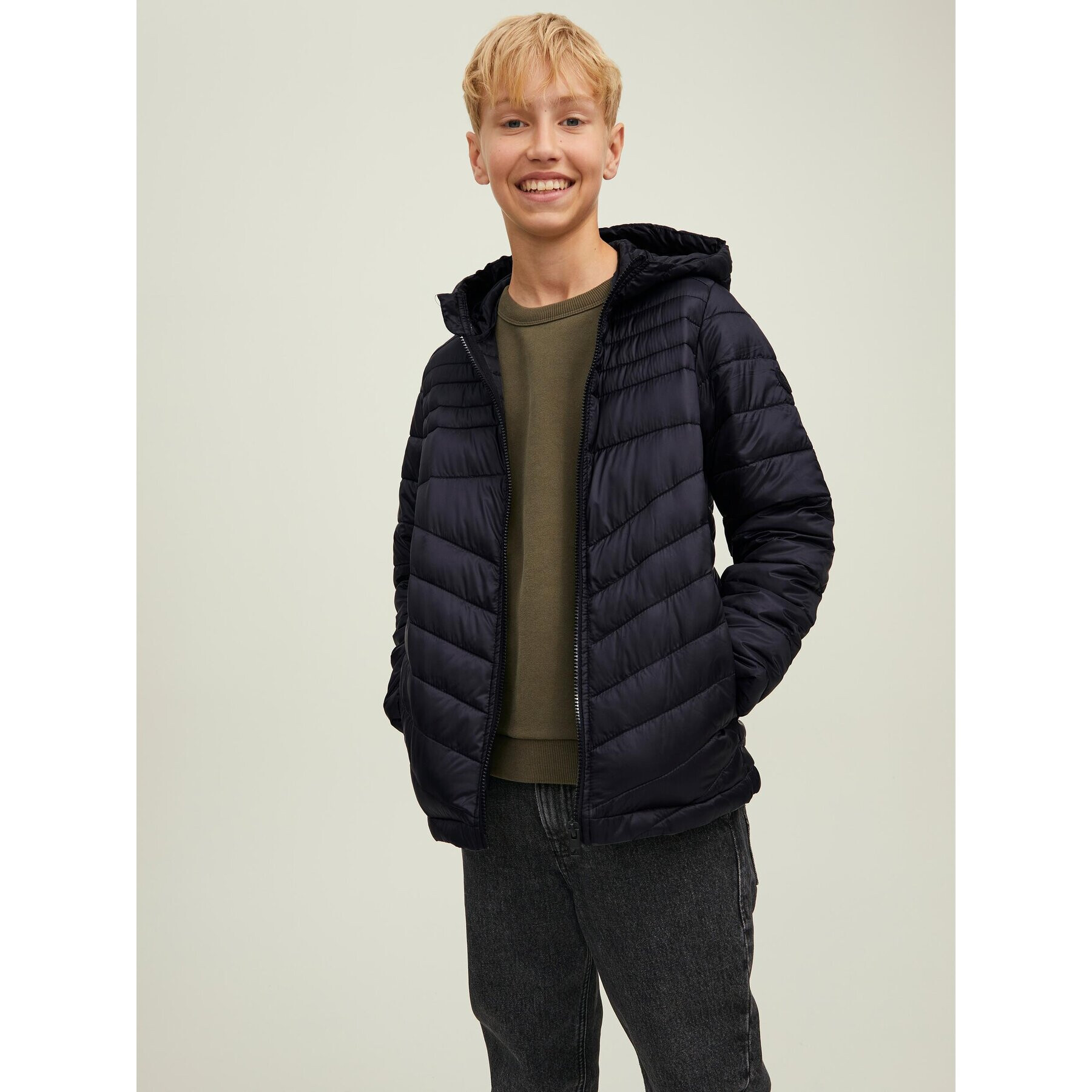Jack&Jones Junior Пухено яке Hero 12212568 Черен Regular Fit - Pepit.bg