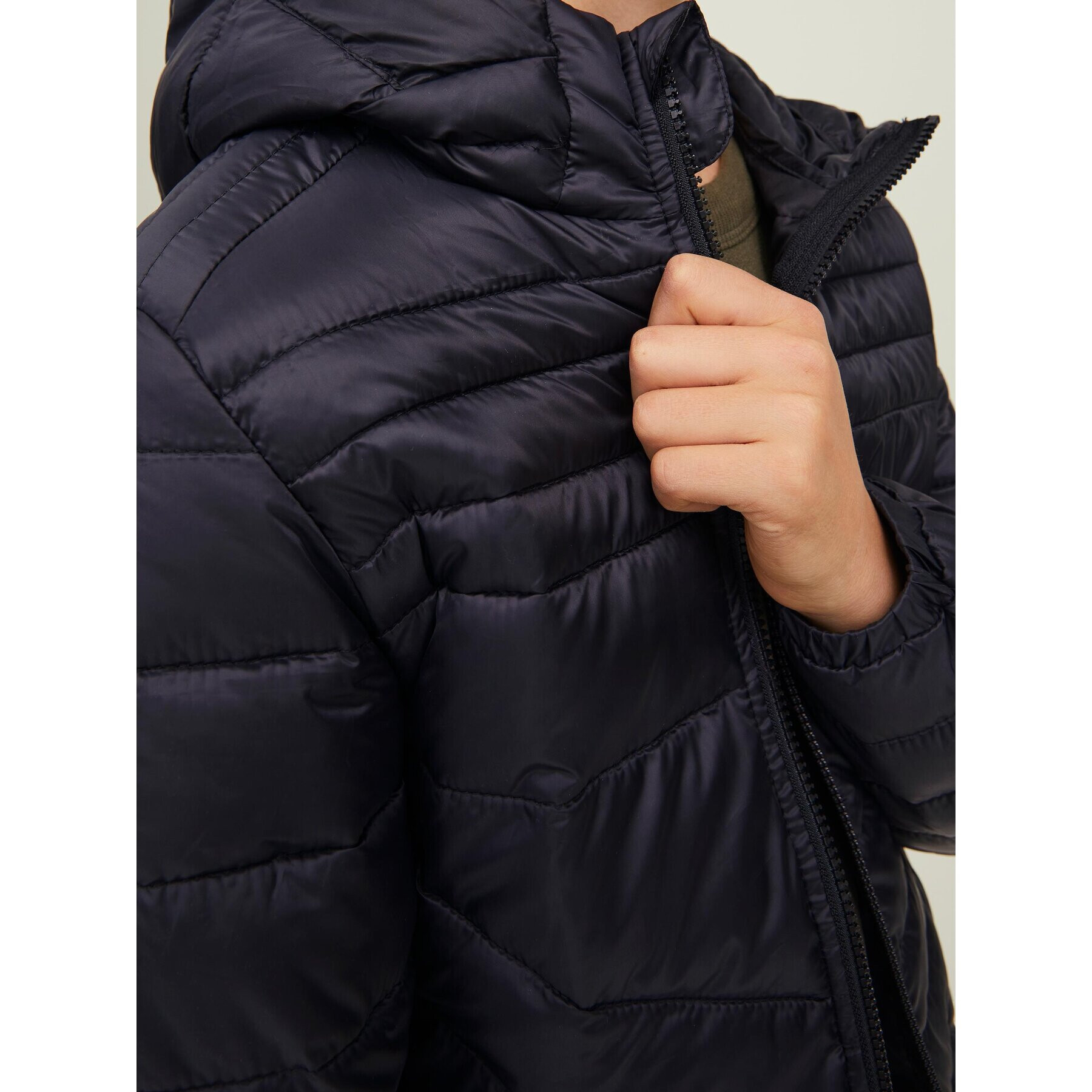 Jack&Jones Junior Пухено яке Hero 12212568 Черен Regular Fit - Pepit.bg