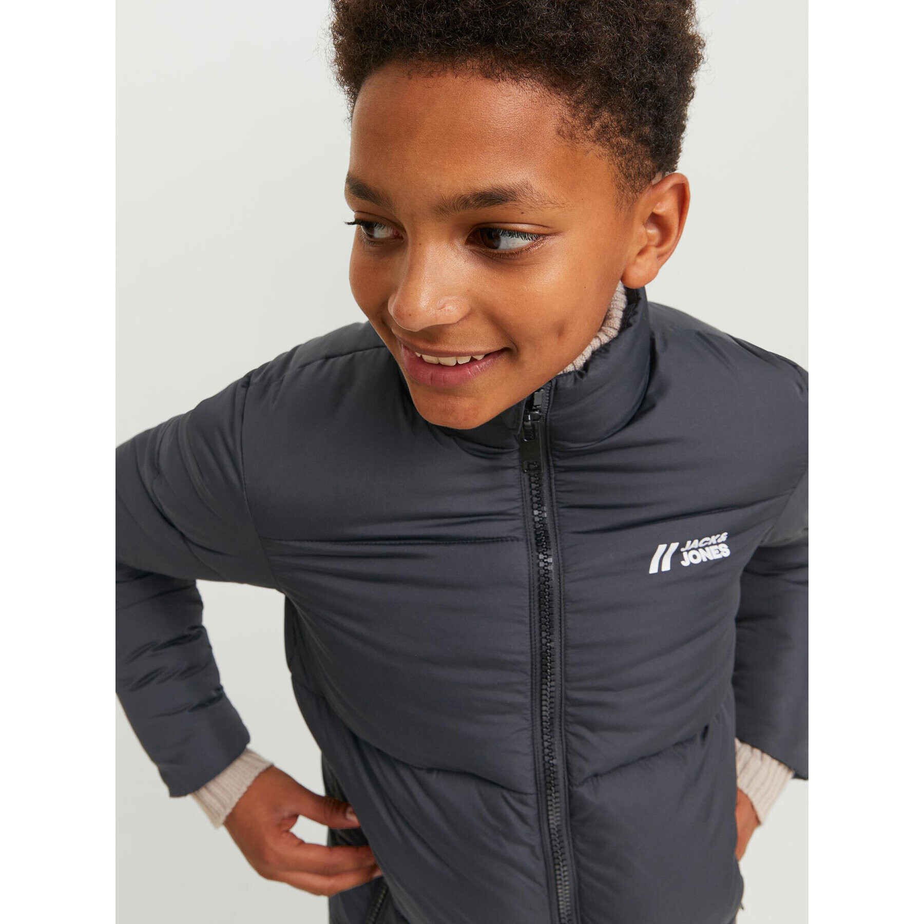 Jack&Jones Junior Пухено яке 12238960 Черен Regular Fit - Pepit.bg
