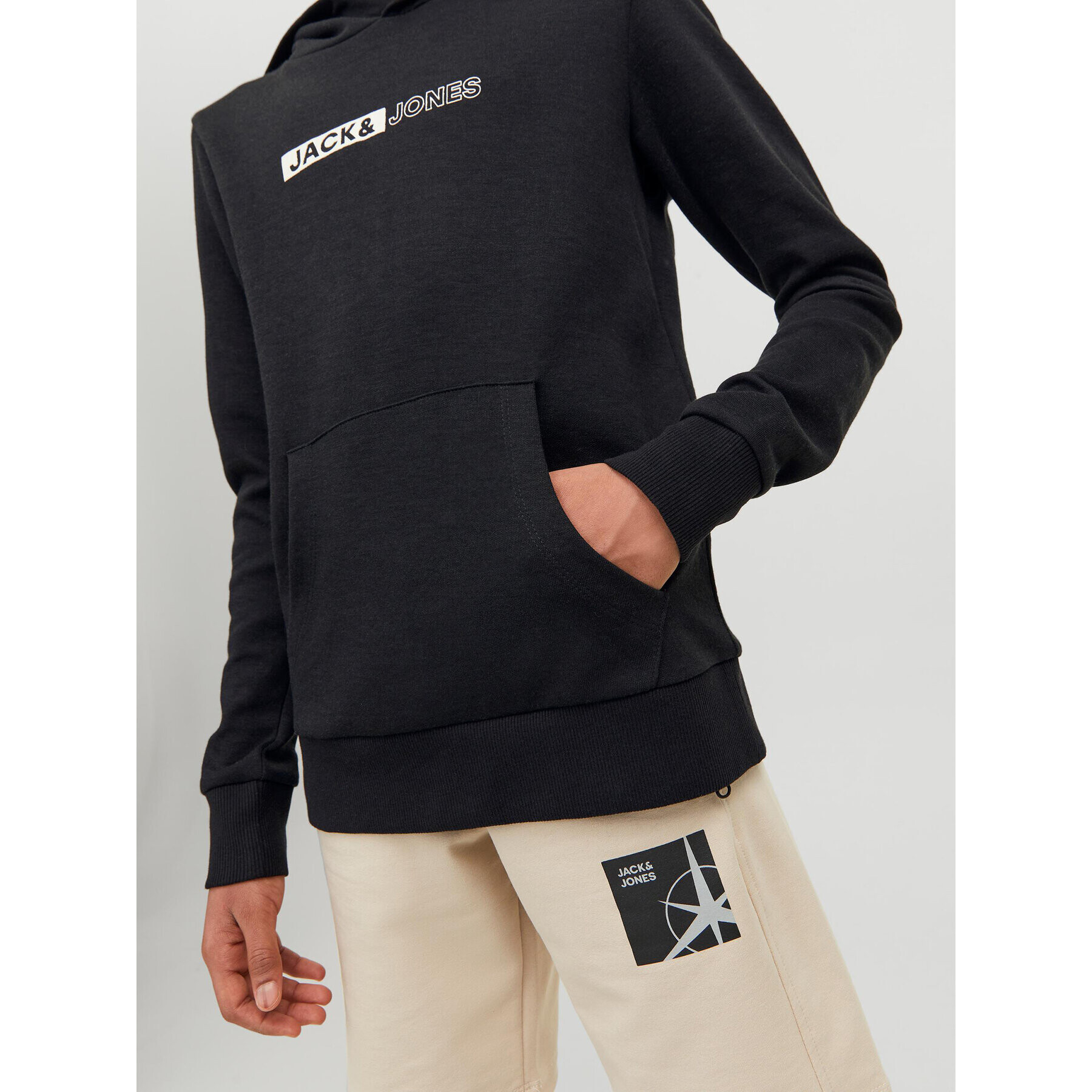 Jack&Jones Junior Суитшърт 12225210 Черен Regular Fit - Pepit.bg