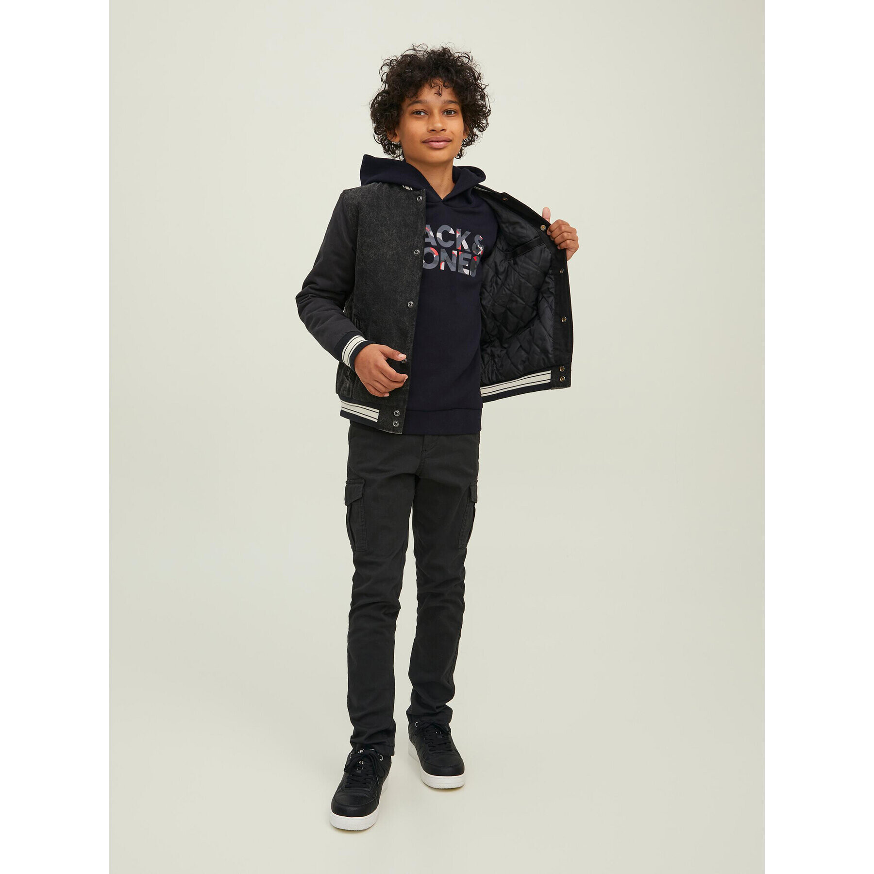 Jack&Jones Junior Суитшърт Ramp 12213338 Черен Regular Fit - Pepit.bg