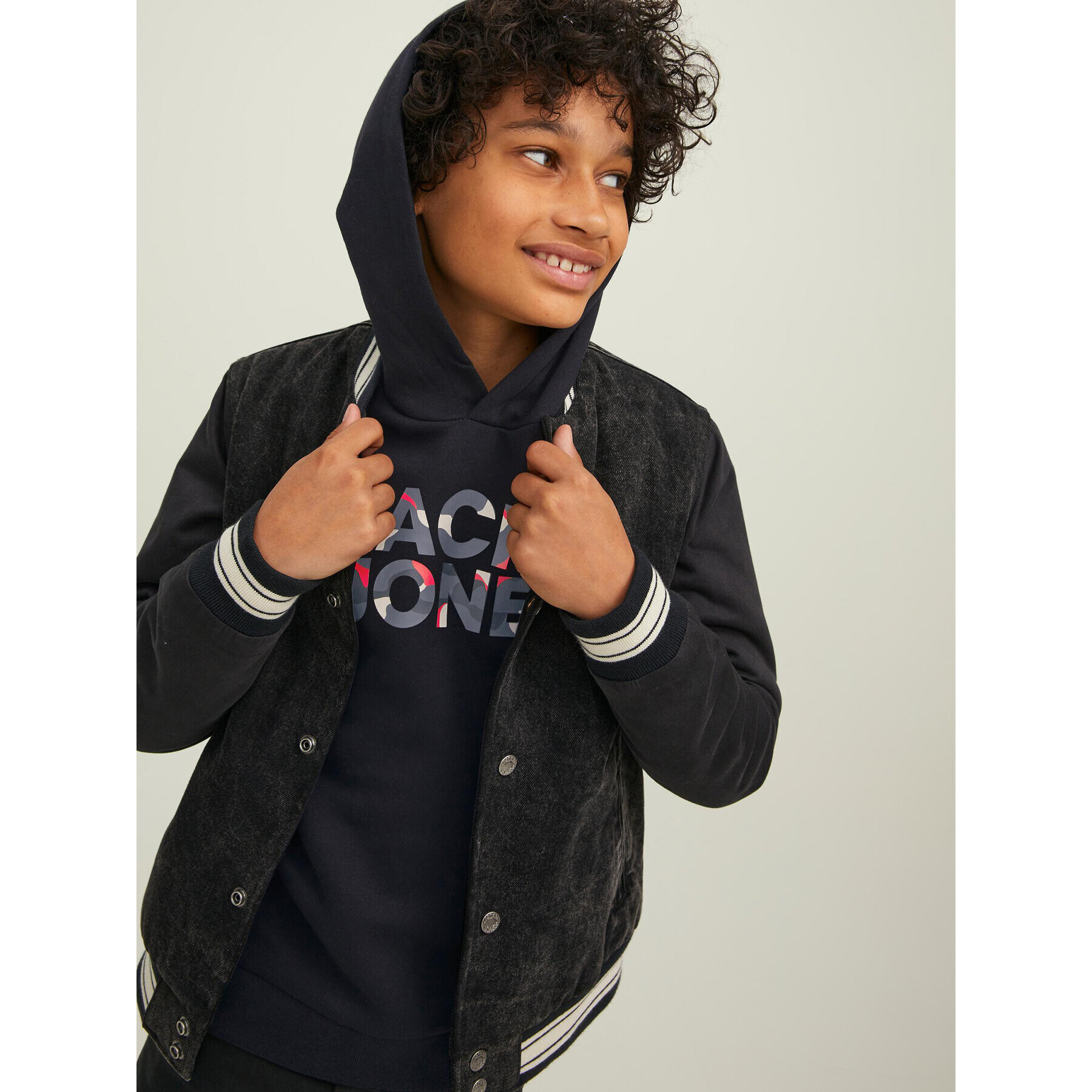Jack&Jones Junior Суитшърт Ramp 12213338 Черен Regular Fit - Pepit.bg