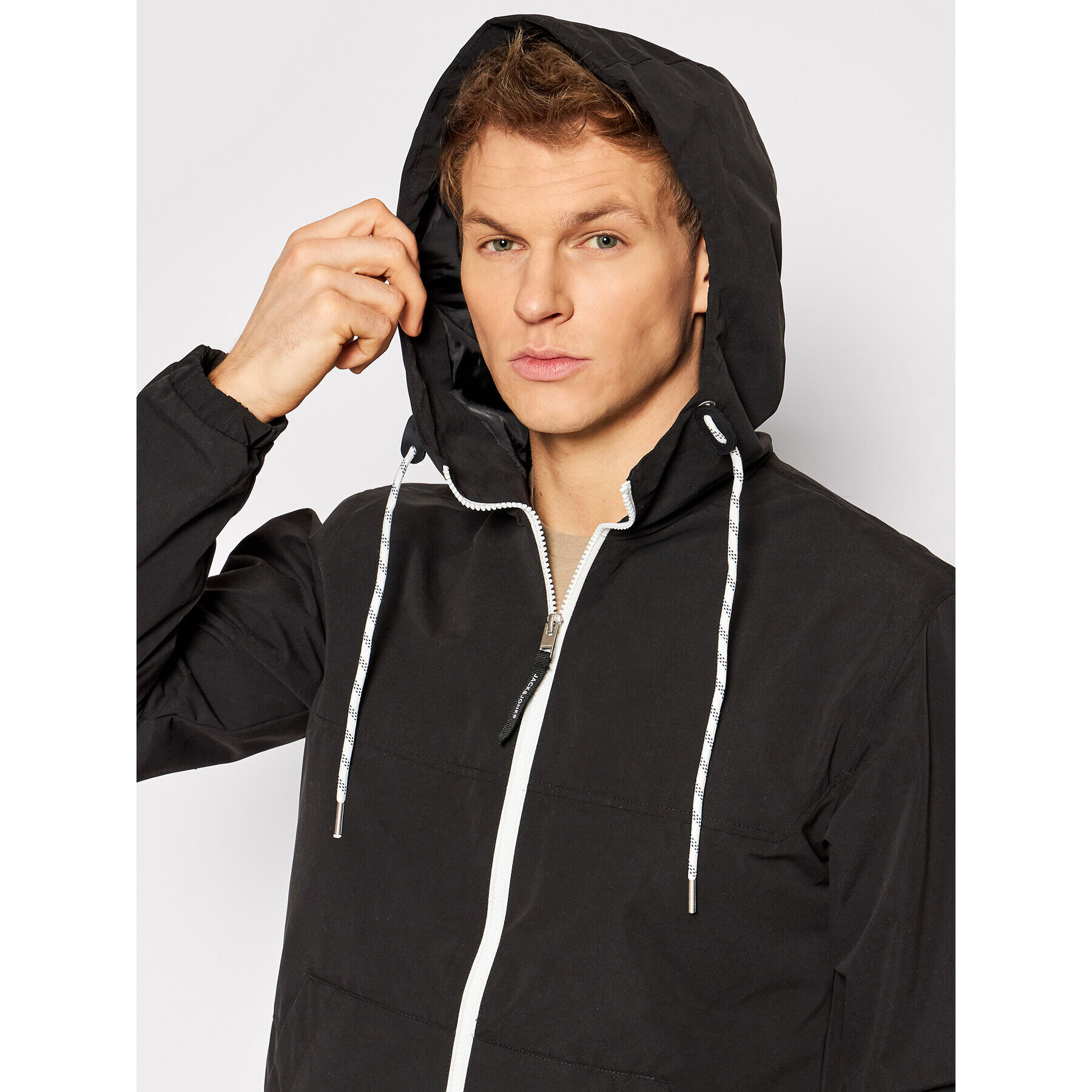 Jack&Jones Преходно яке Luke 12184996 Черен Regular Fit - Pepit.bg