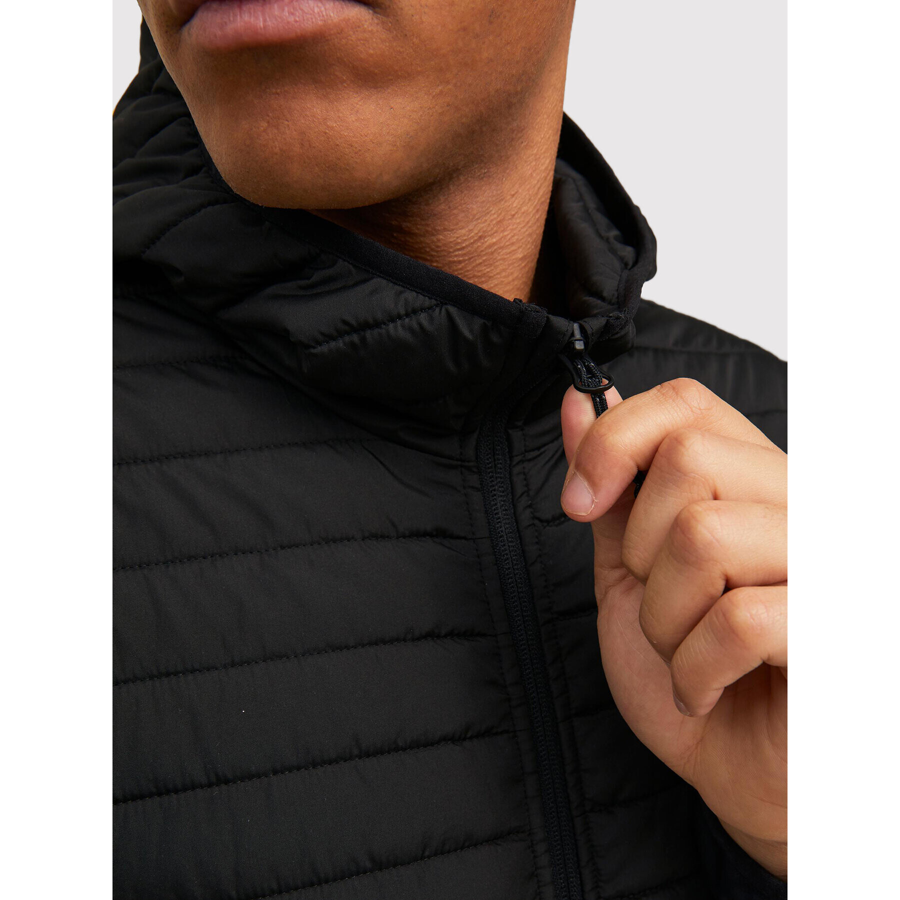 Jack&Jones Преходно яке Multi Quilted 12182242 Черен Regular Fit - Pepit.bg
