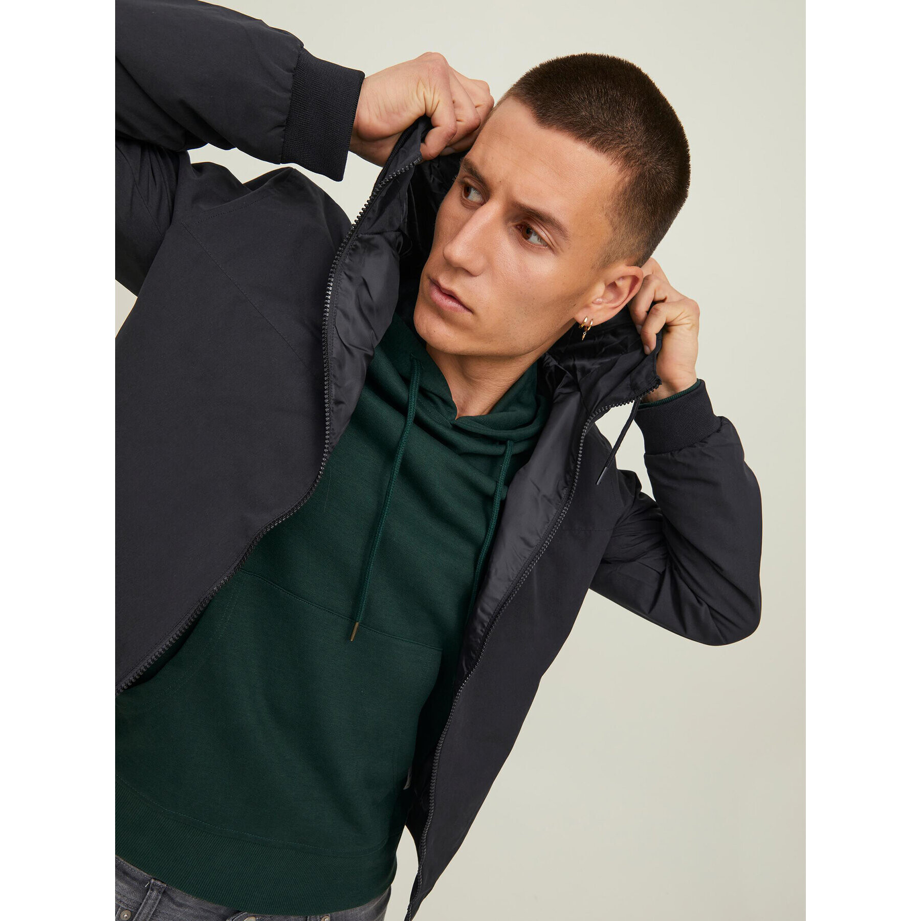 Jack&Jones Преходно яке 12200208 Черен Regular Fit - Pepit.bg