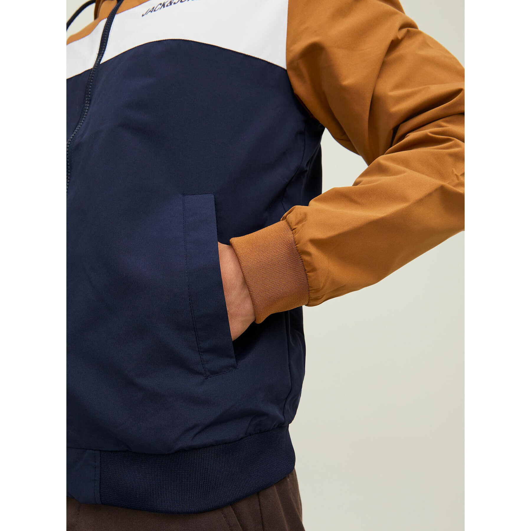 Jack&Jones Преходно яке 12200208 Кафяв Regular Fit - Pepit.bg