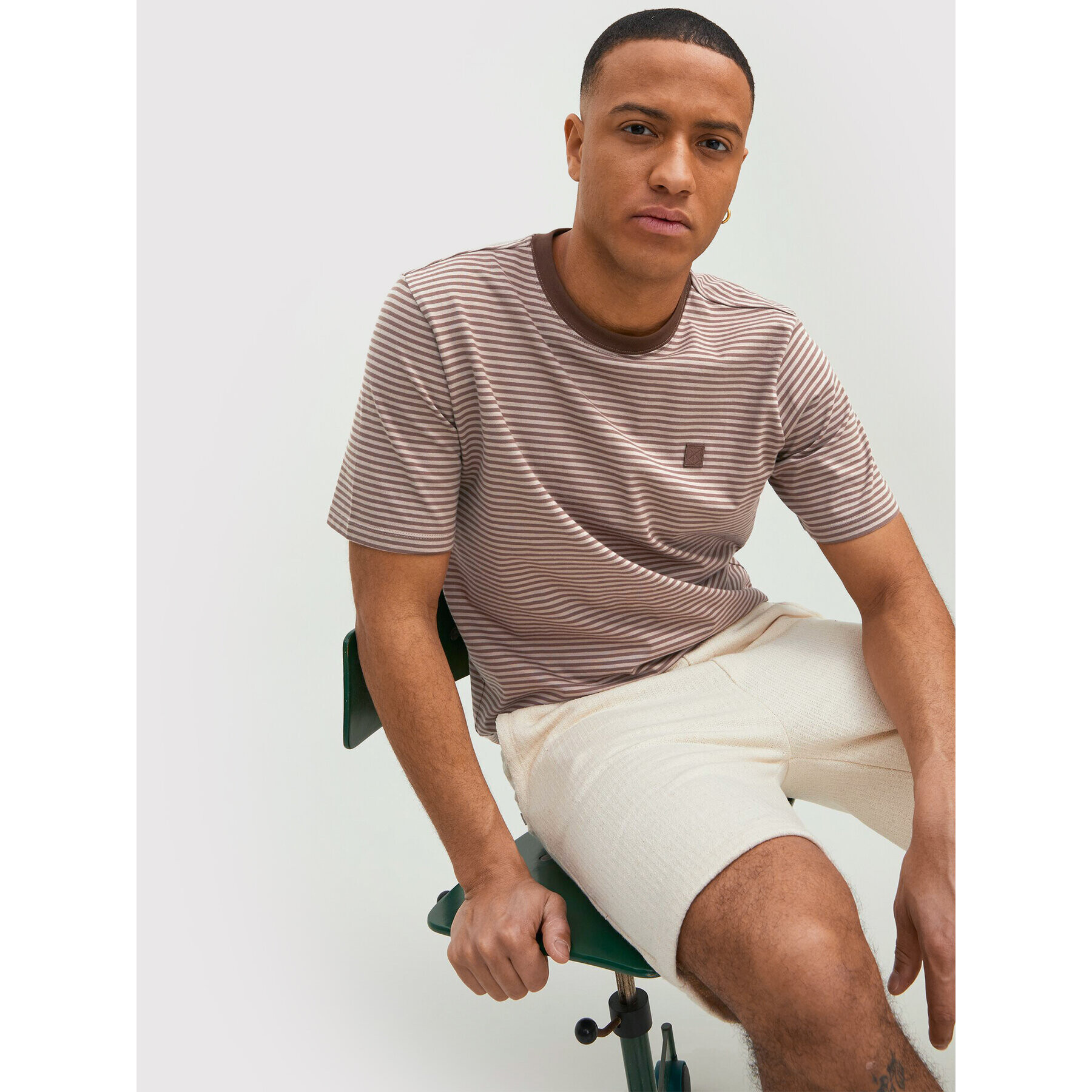 Jack&Jones PREMIUM Тишърт Studio 12188043 Кафяв Regular Fit - Pepit.bg