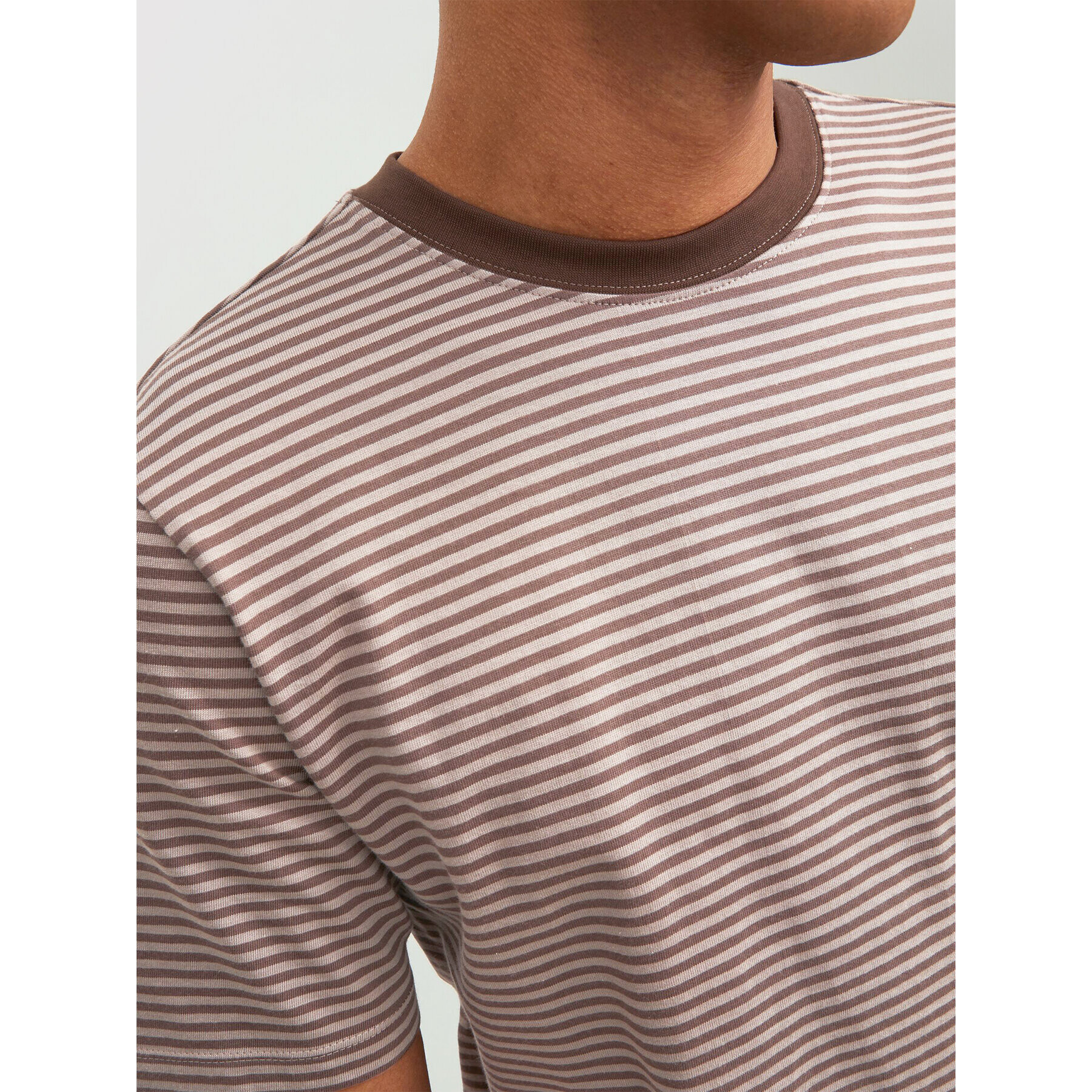 Jack&Jones PREMIUM Тишърт Studio 12188043 Кафяв Regular Fit - Pepit.bg