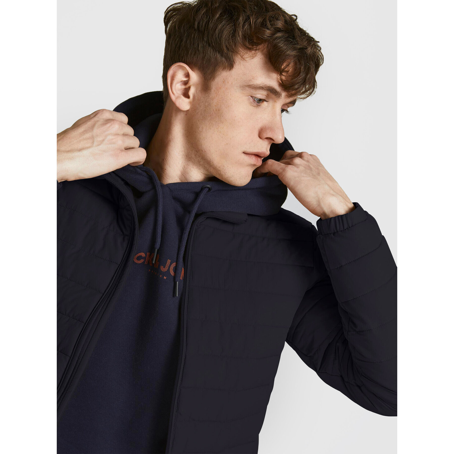 Jack&Jones Пухено яке Recycle 12211129 Черен Regular Fit - Pepit.bg