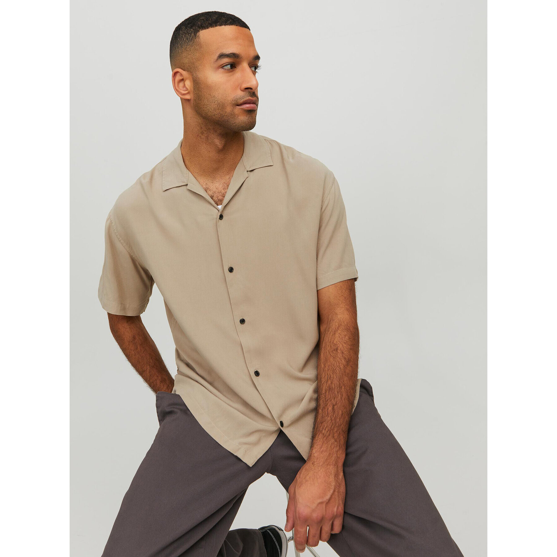 Jack&Jones Риза Jeff 12220416 Бежов Relaxed Fit - Pepit.bg