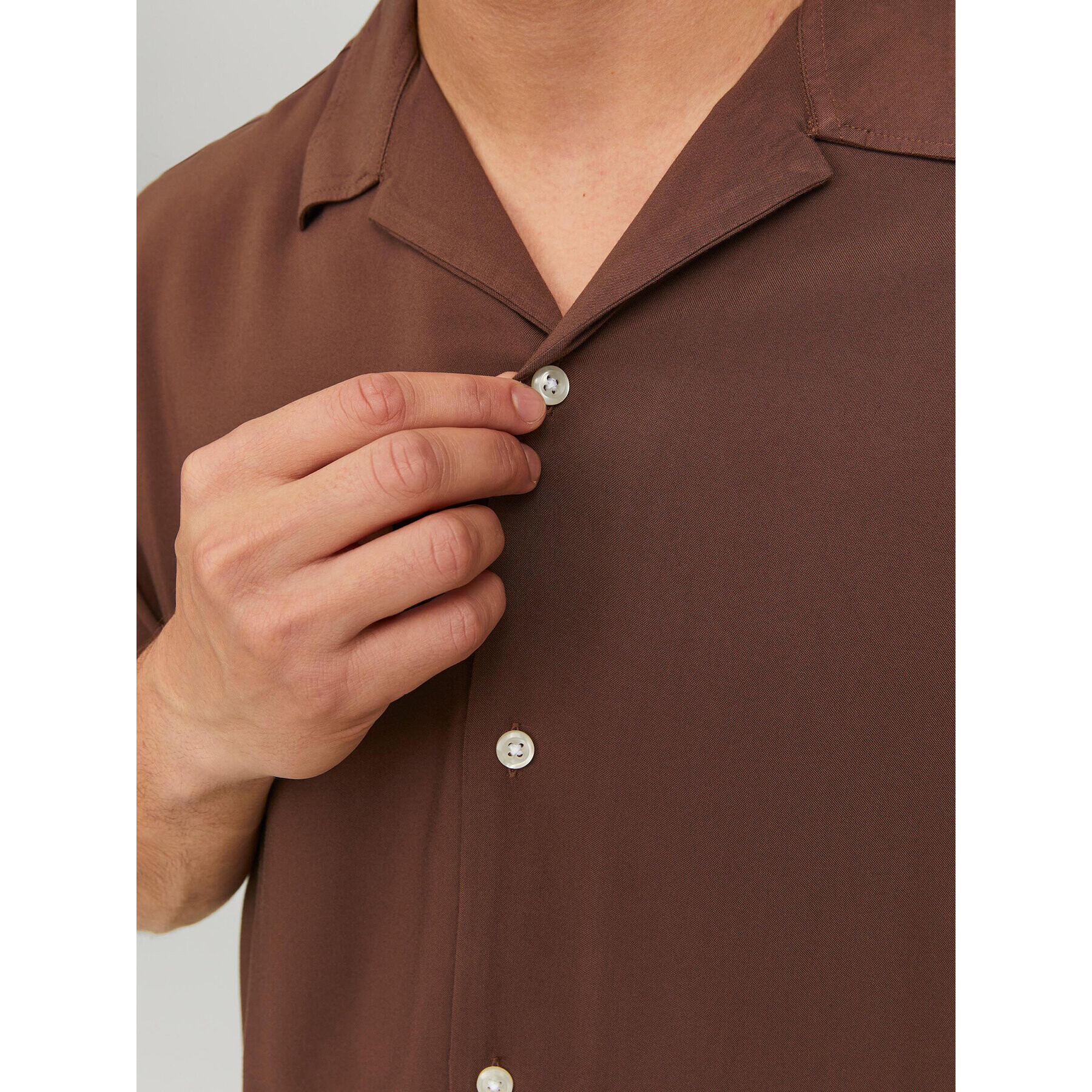 Jack&Jones Риза Noah 12228007 Кафяв Relaxed Fit - Pepit.bg