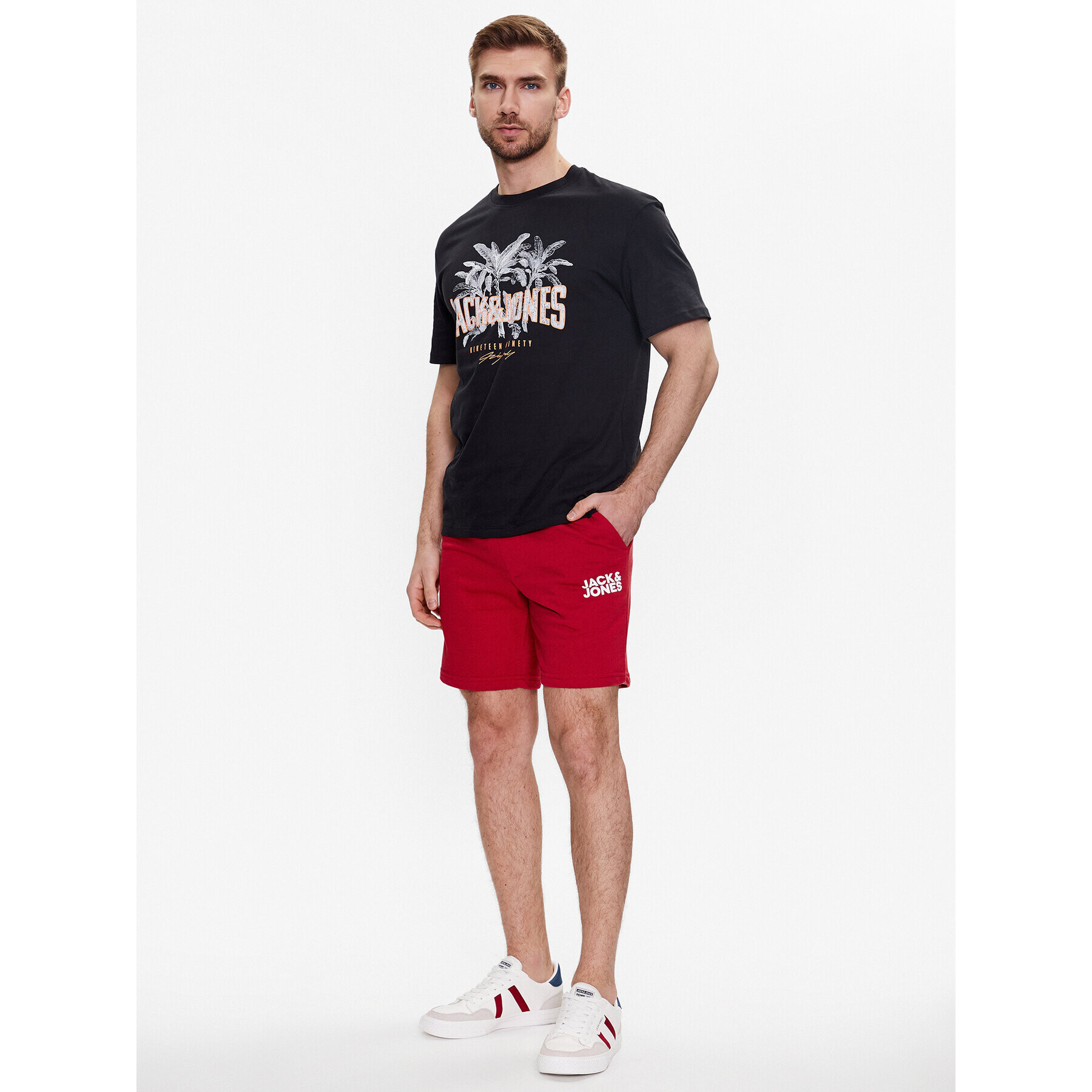 Jack&Jones Спортни шорти 12228920 Червен Regular Fit - Pepit.bg