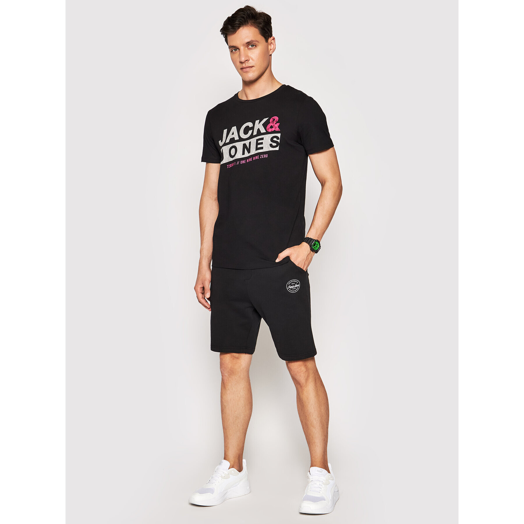 Jack&Jones Спортни шорти Shark 12182595 Черен Regular Fit - Pepit.bg