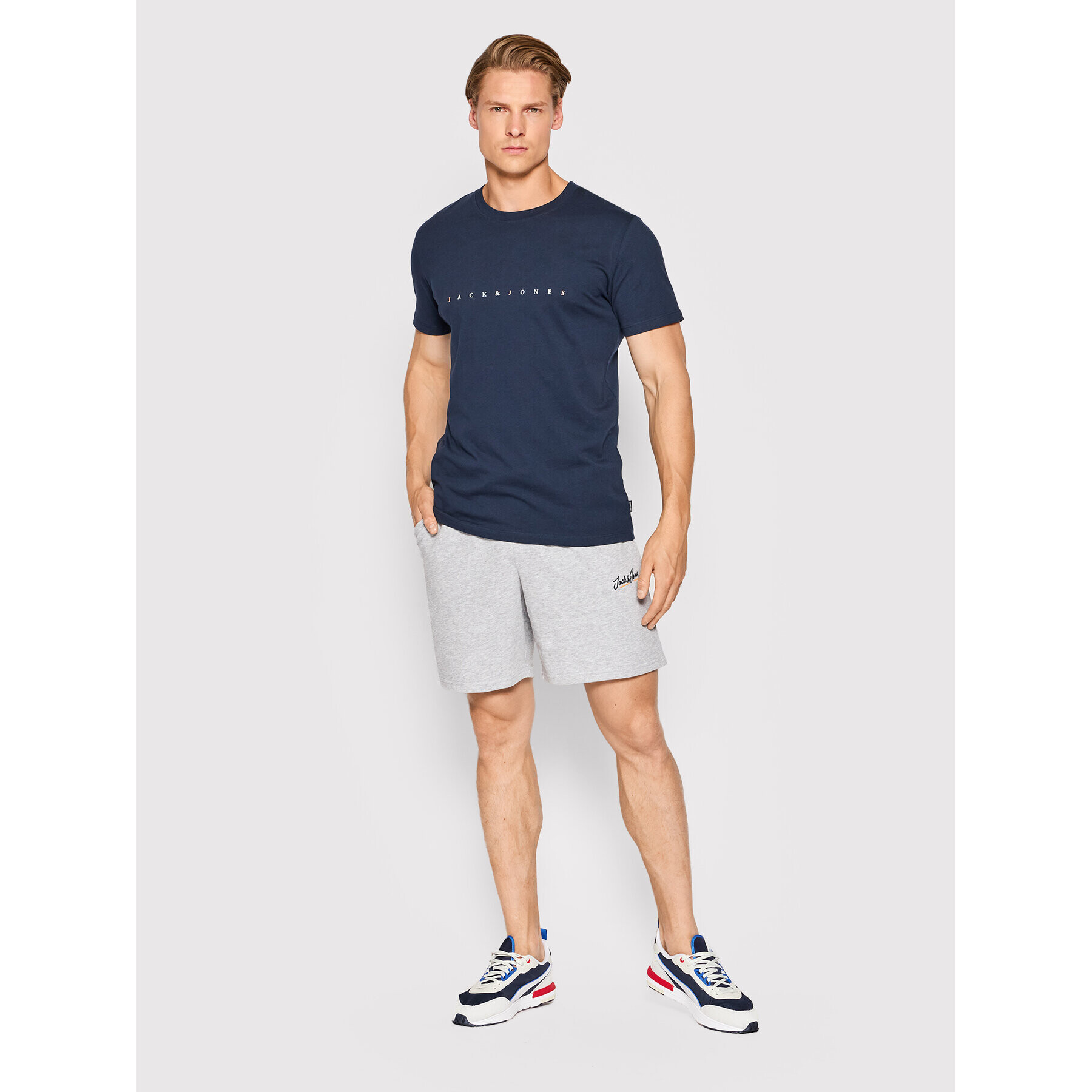 Jack&Jones Спортни шорти Tons 12204637 Сив Relaxed Fit - Pepit.bg