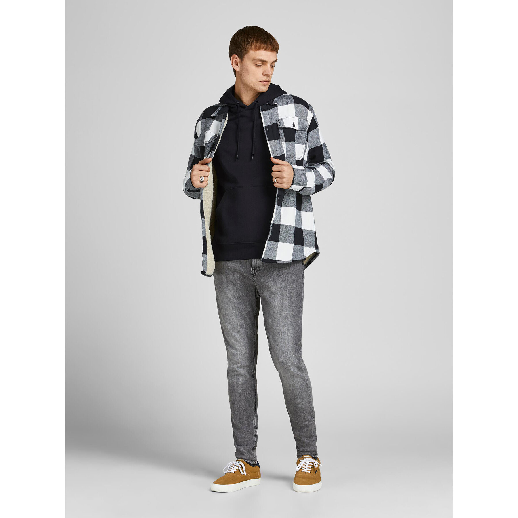 Jack&Jones Суитшърт Star 12208157 Черен Relaxed Fit - Pepit.bg