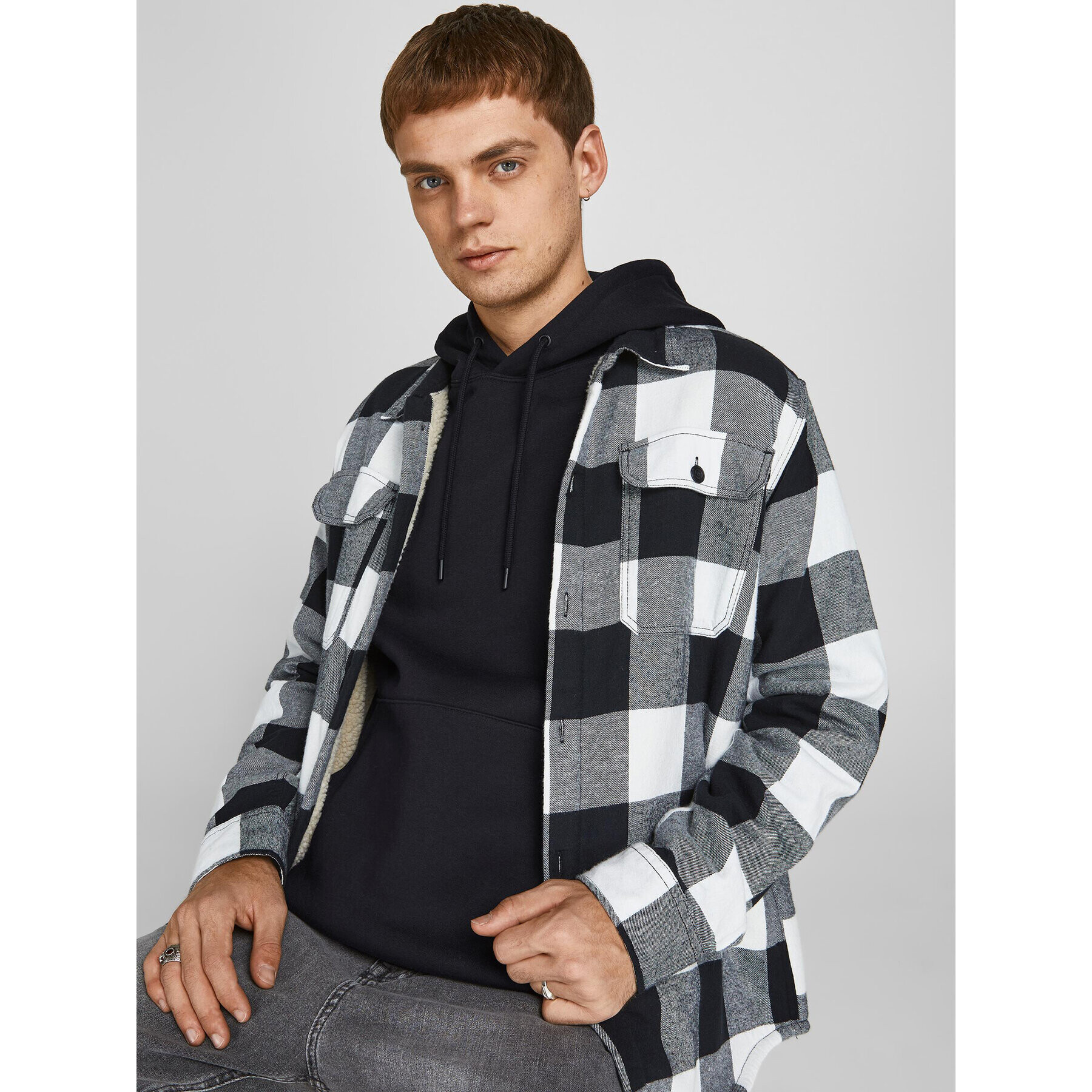 Jack&Jones Суитшърт Star 12208157 Черен Relaxed Fit - Pepit.bg