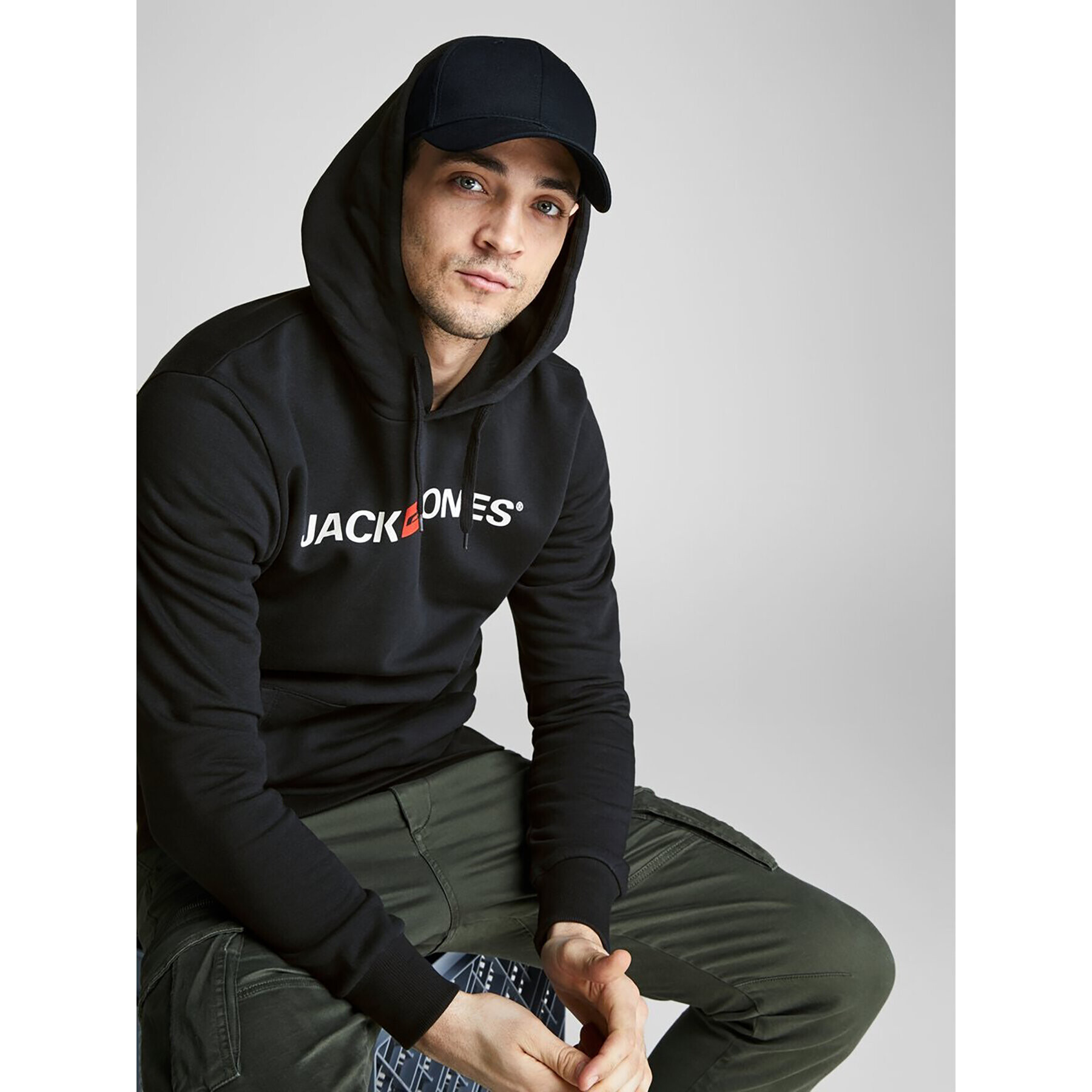 Jack&Jones Суитшърт Corp Old Logo 12137054 Черен Regular Fit - Pepit.bg