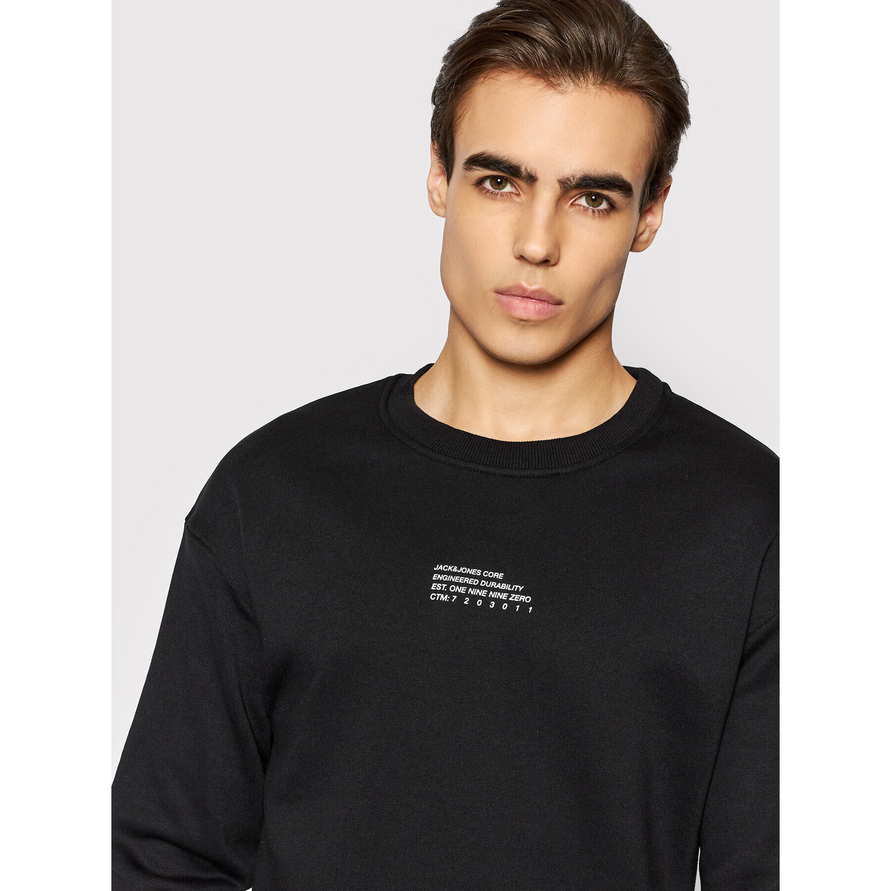 Jack&Jones Суитшърт Globe 12200747 Черен Relaxed Fit - Pepit.bg