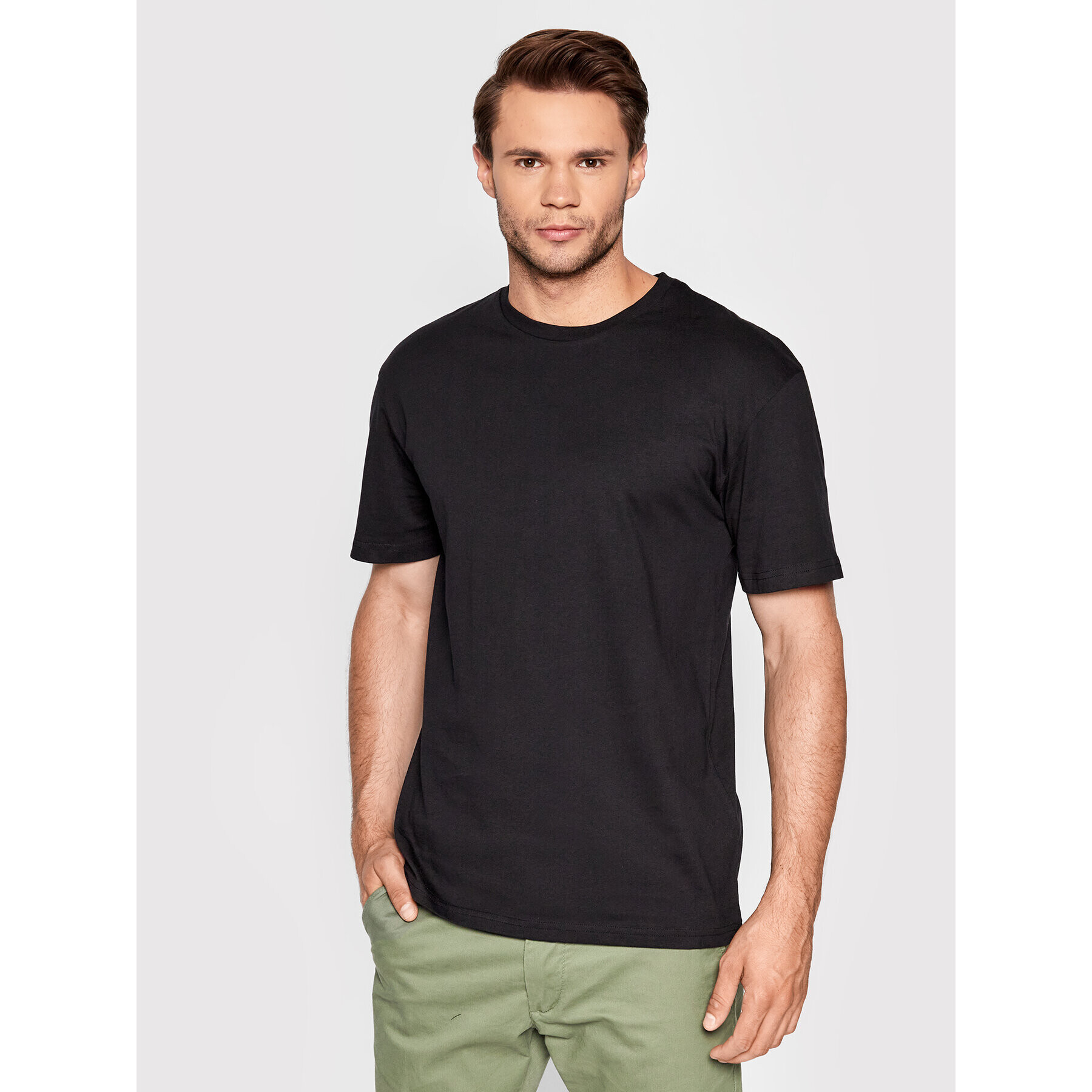 Jack&Jones Тишърт Base 12210198 Черен Relaxed Fit - Pepit.bg