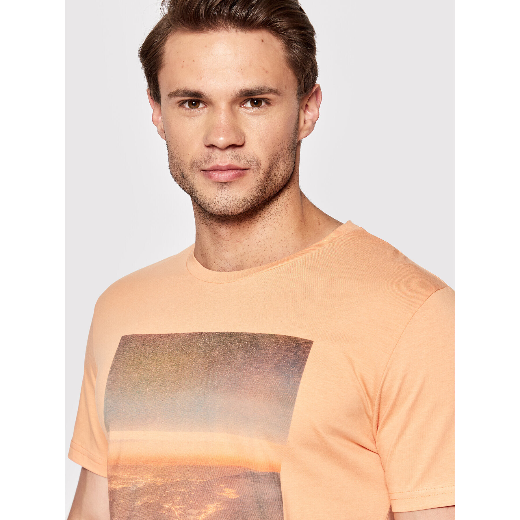 Jack&Jones Тишърт Billboard 12200416 Оранжев Regular Fit - Pepit.bg