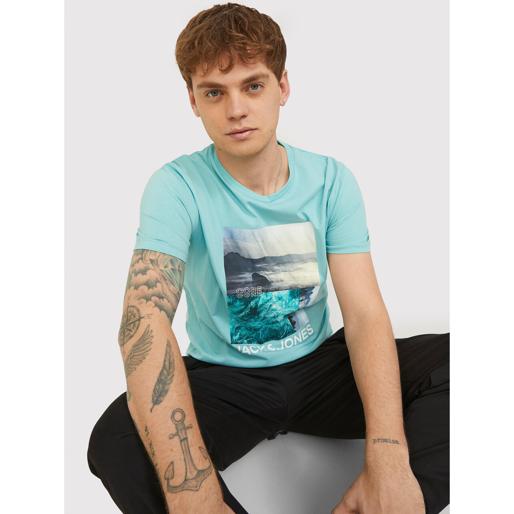 Jack&Jones Тишърт Booster 12209209 Син Regular Fit - Pepit.bg