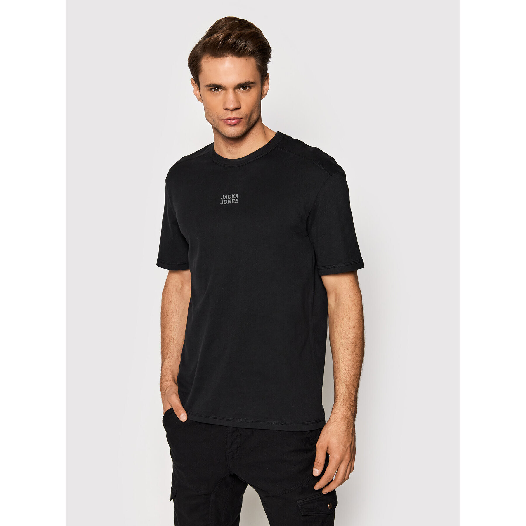 Jack&Jones Тишърт Classic Graphic 12205225 Черен Relaxed Fit - Pepit.bg