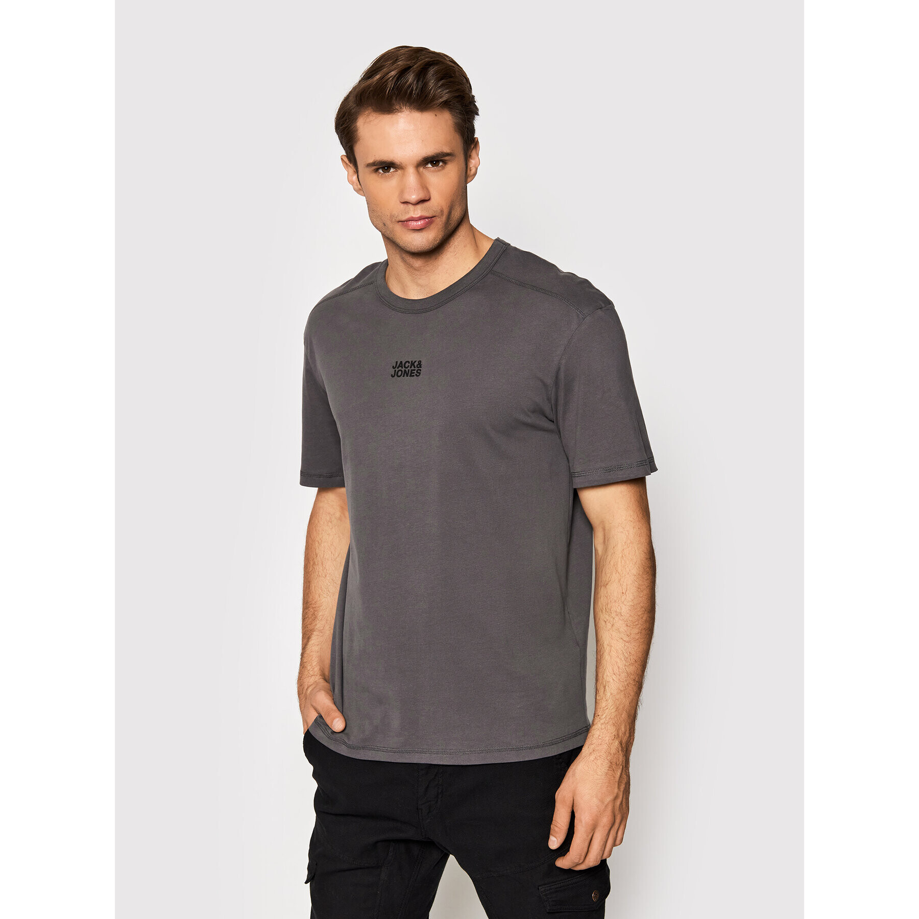 Jack&Jones Тишърт Classic Graphic 12205225 Сив Relaxed Fit - Pepit.bg