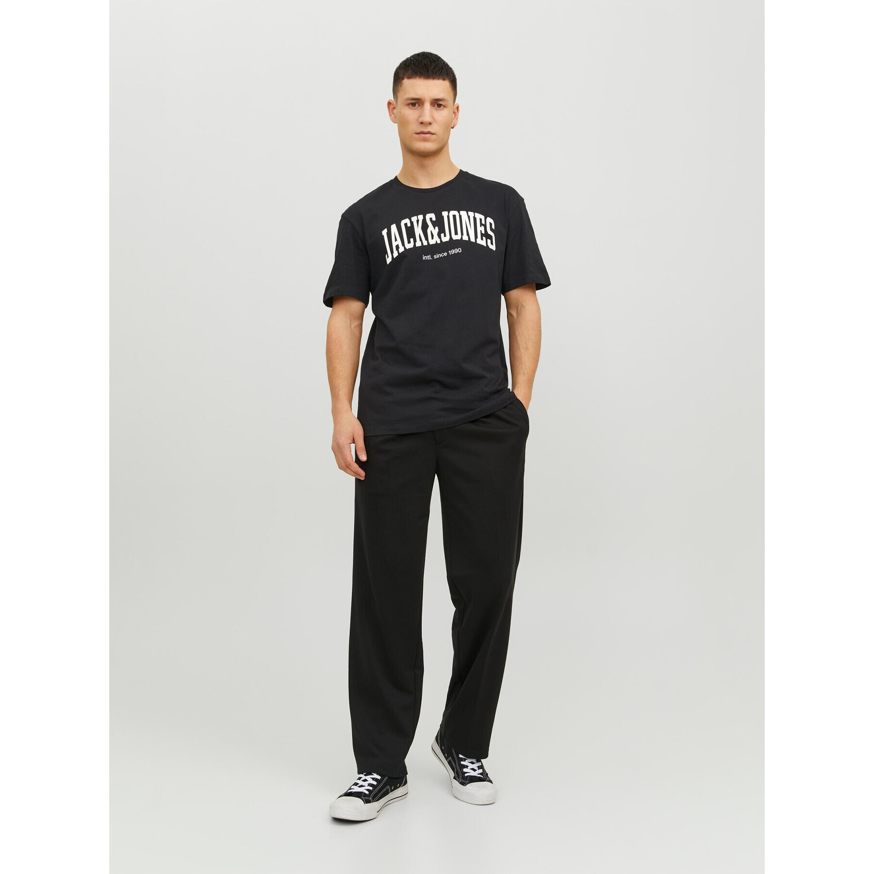 Jack&Jones Тишърт Josh 12236514 Черен Relaxed Fit - Pepit.bg