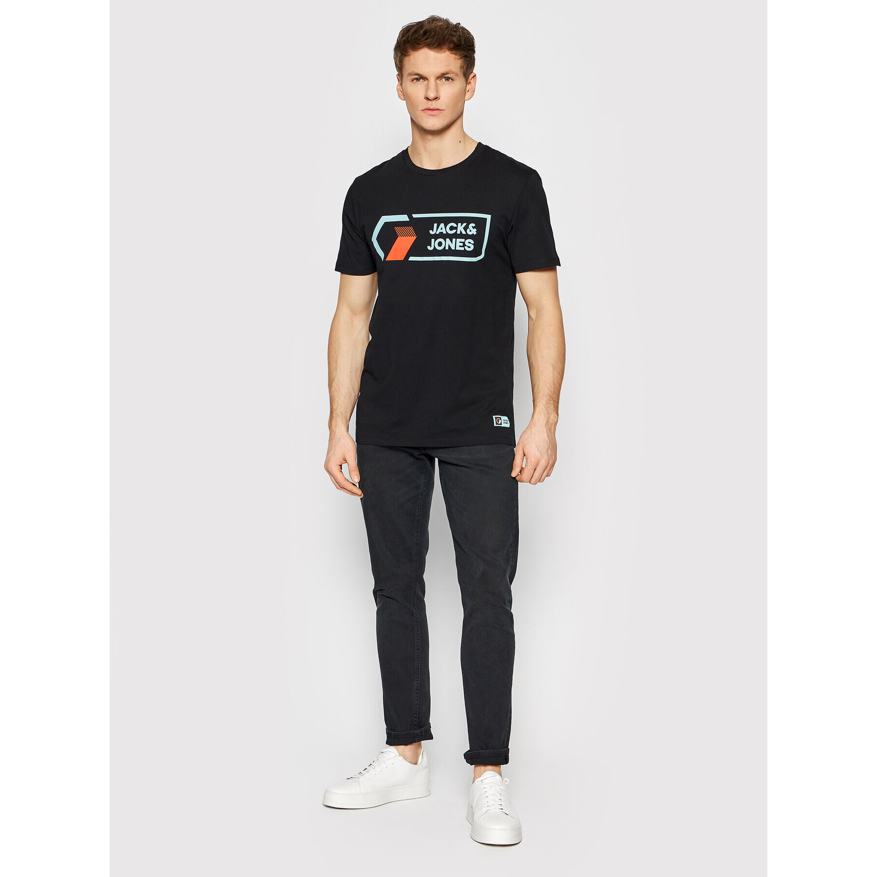 Jack&Jones Тишърт Logan 12204902 Черен Regular Fit - Pepit.bg