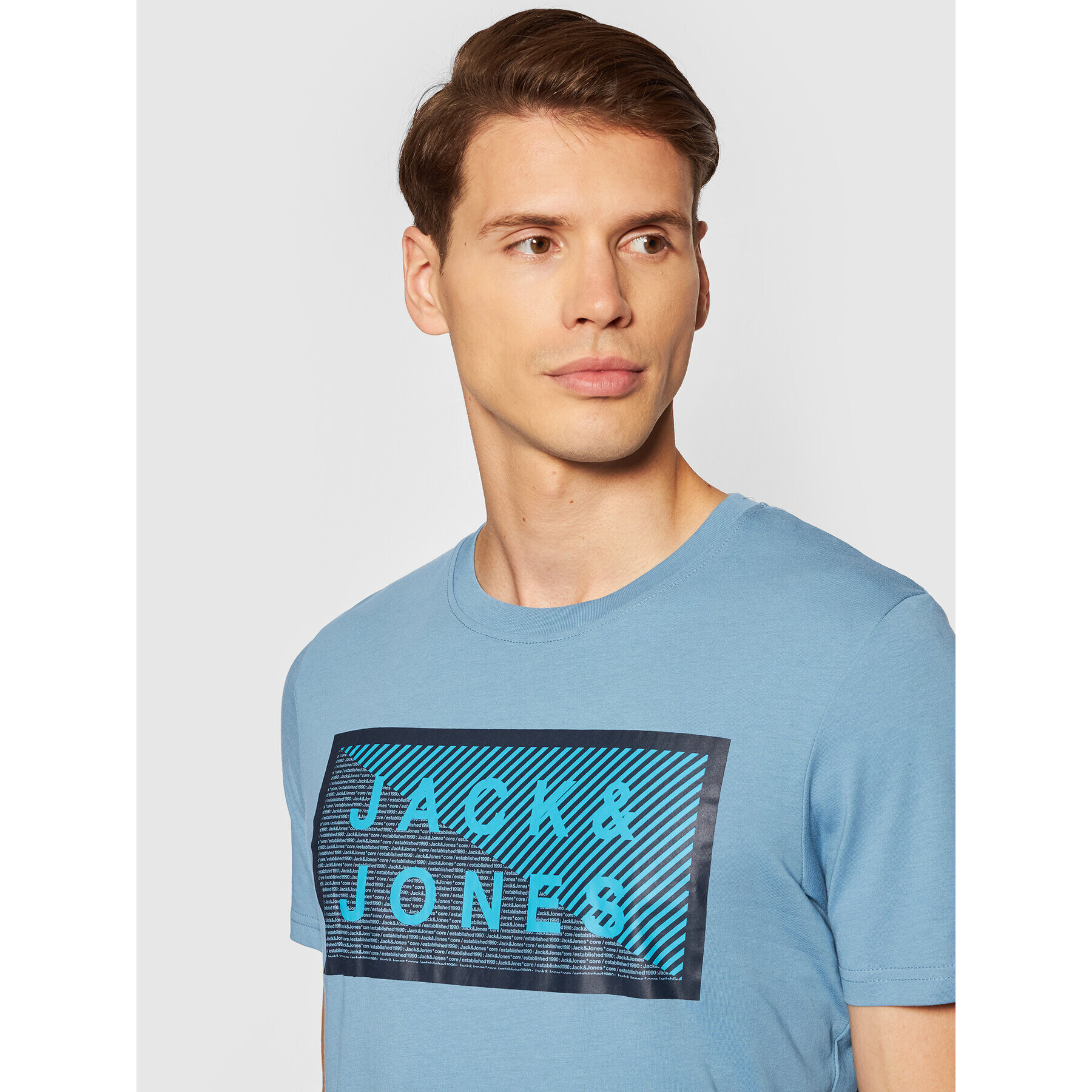 Jack&Jones Тишърт Shawn 12185035 Син Slim Fit - Pepit.bg