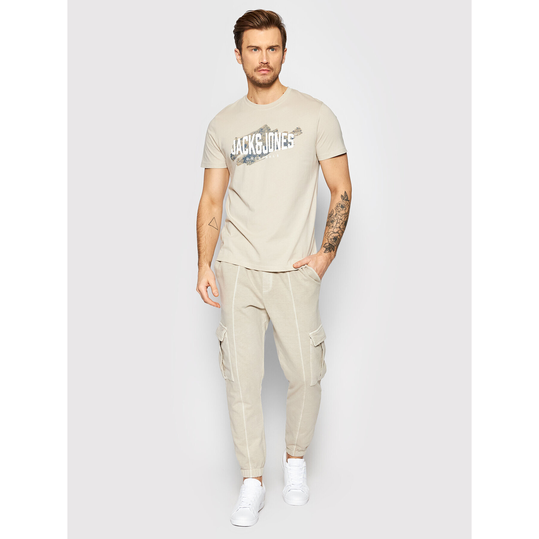 Jack&Jones Тишърт Sprays 12205191 Бежов Standard Fit - Pepit.bg