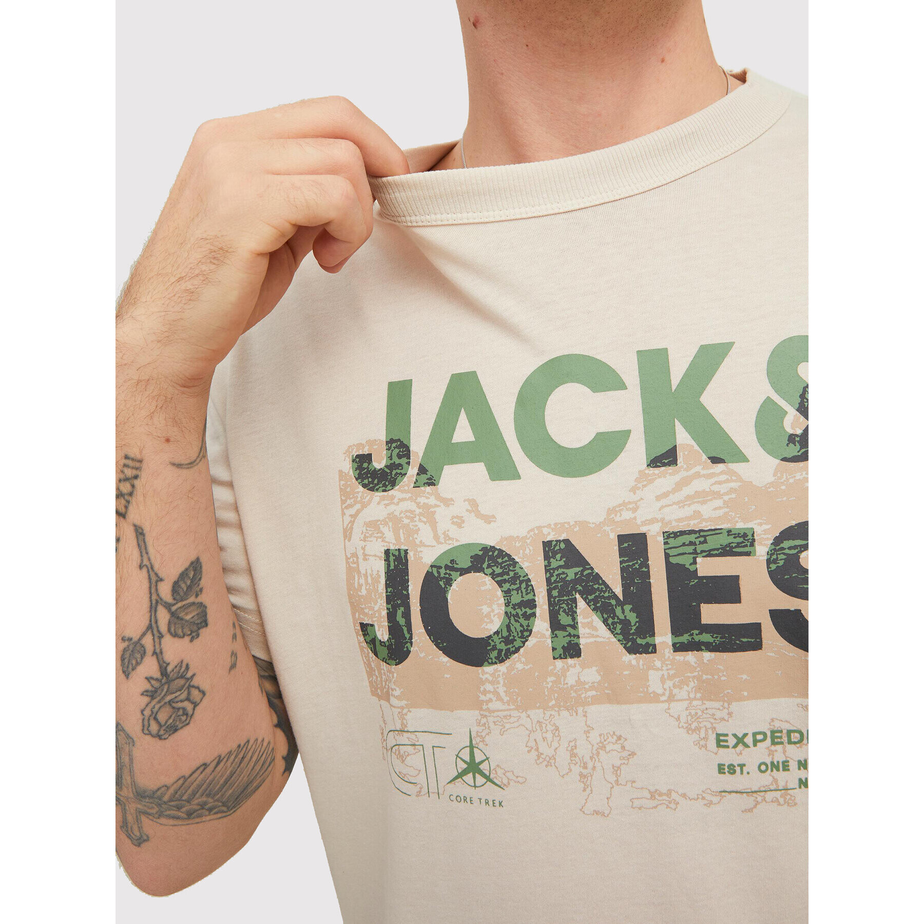 Jack&Jones Тишърт Track 12210420 Бежов Regular Fit - Pepit.bg