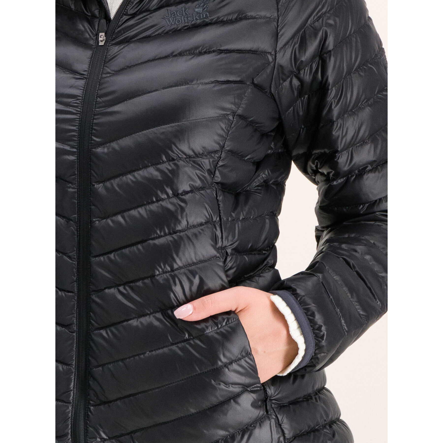 Jack Wolfskin Пухено яке Atmosphere 1204431-6000 Черен Regular Fit - Pepit.bg