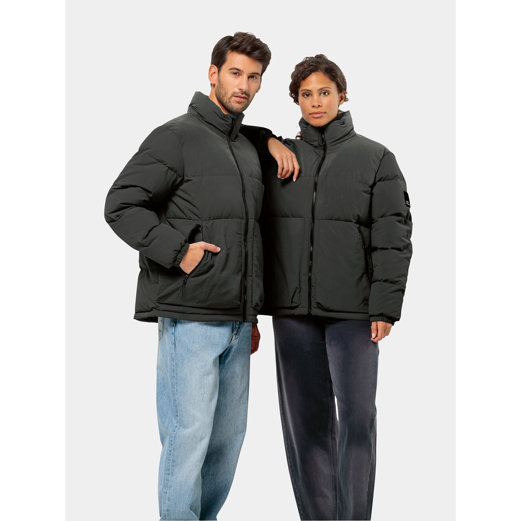 Jack Wolfskin Пухено яке Dellbrueck Jkt 1207561 Черен Regular Fit - Pepit.bg