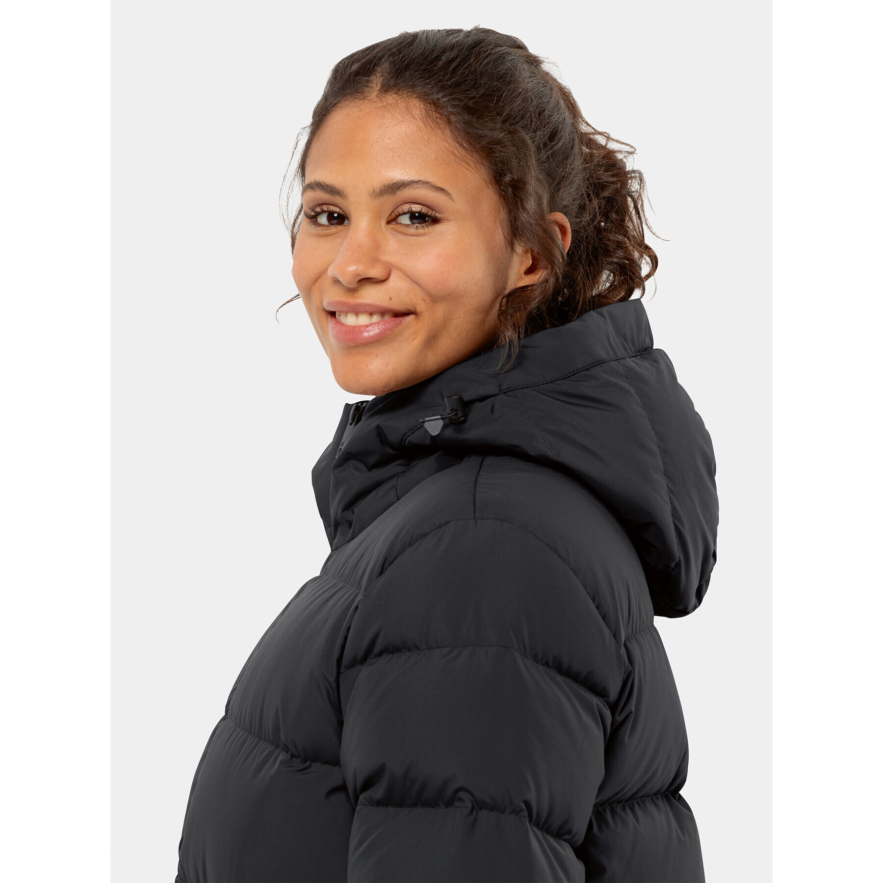 Jack Wolfskin Пухено яке Frozen Palace Jacket 1204913 Черен Regular Fit - Pepit.bg