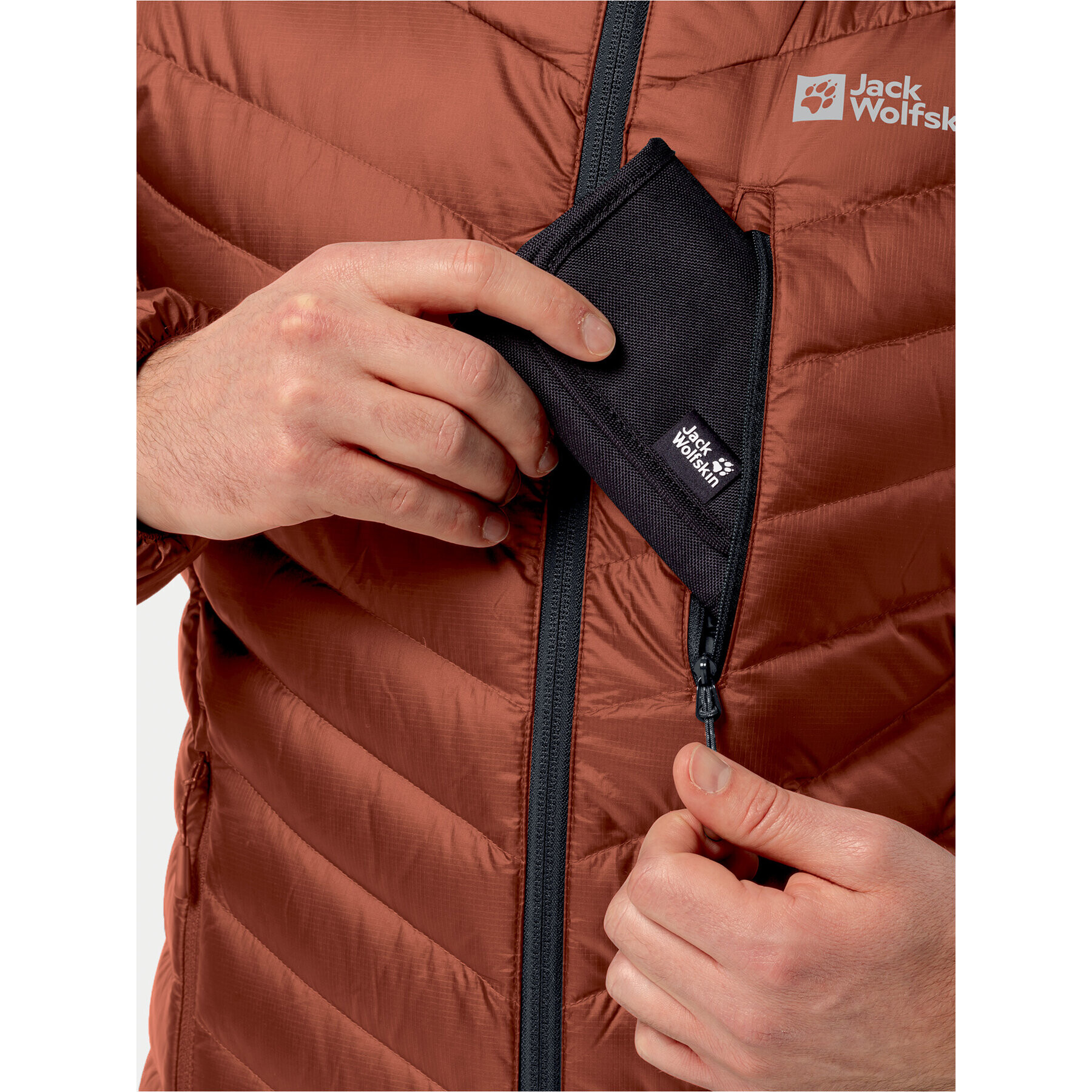 Jack Wolfskin Пухено яке Passamani Down Hoody 1207241 Червен Regular Fit - Pepit.bg